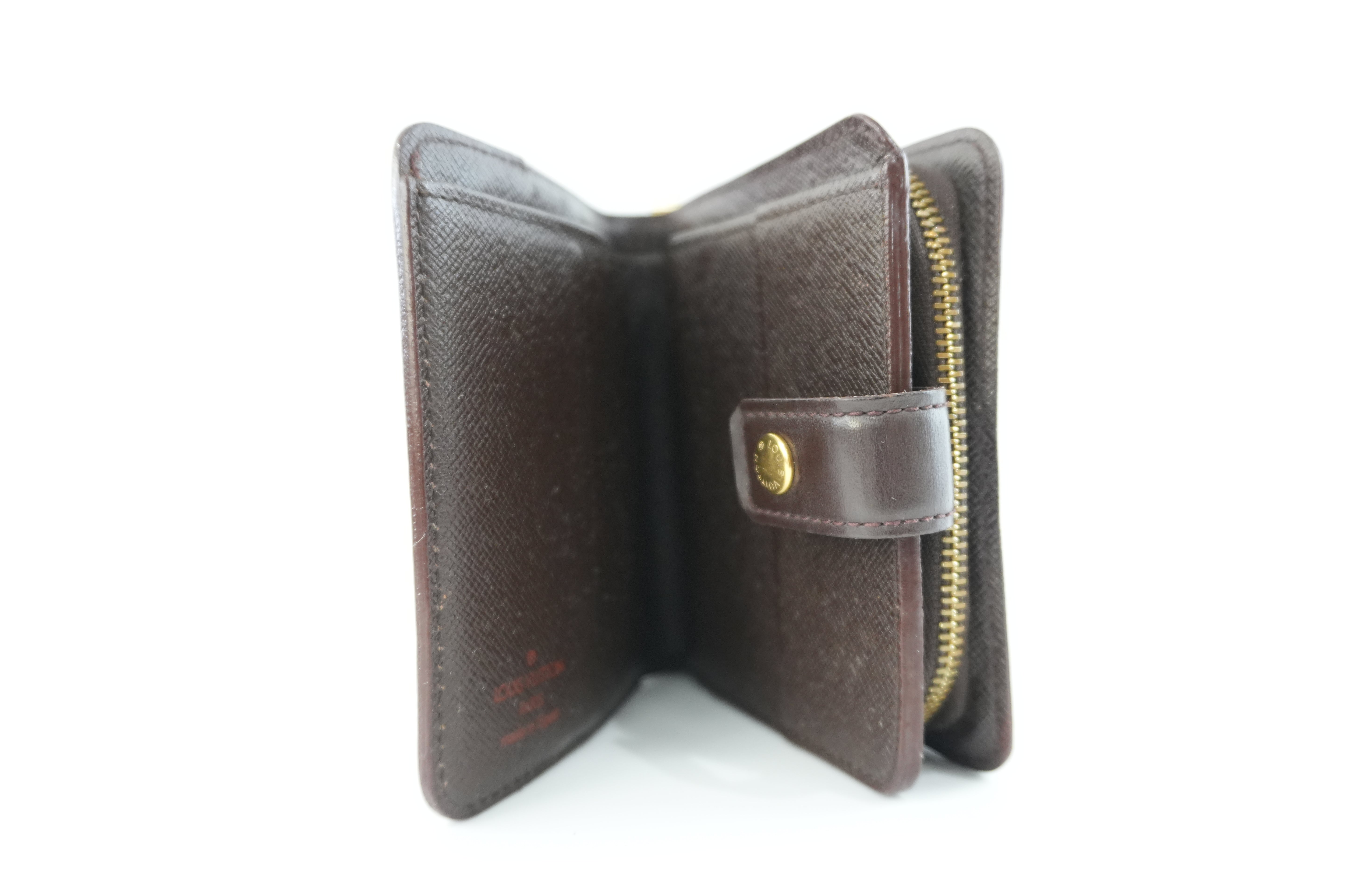 Louis Vuitton Damier Ebene Compact Wallet Used