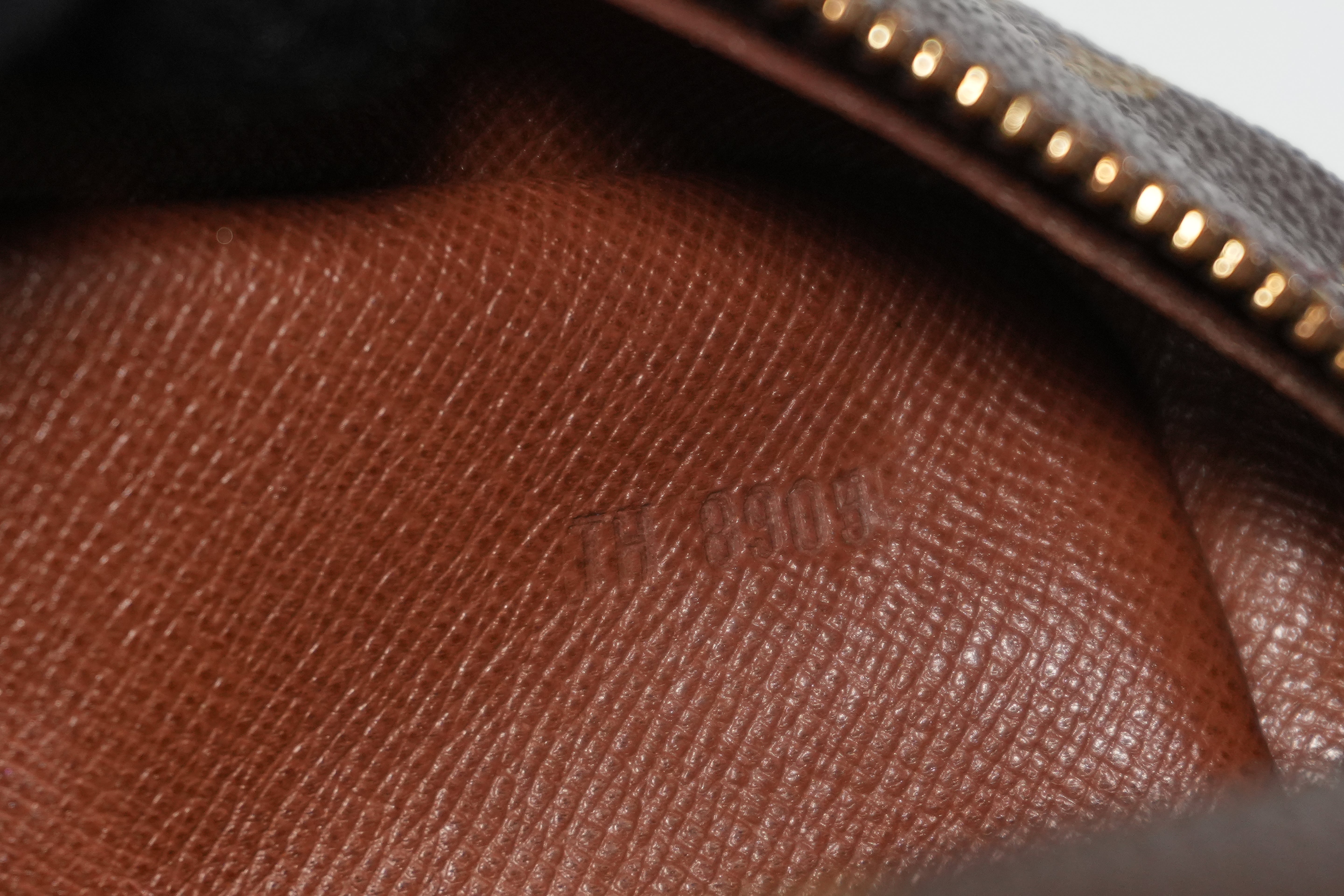 Pre-owned Louis Vuitton Monogram Nile Size 33 Shoulder Bag