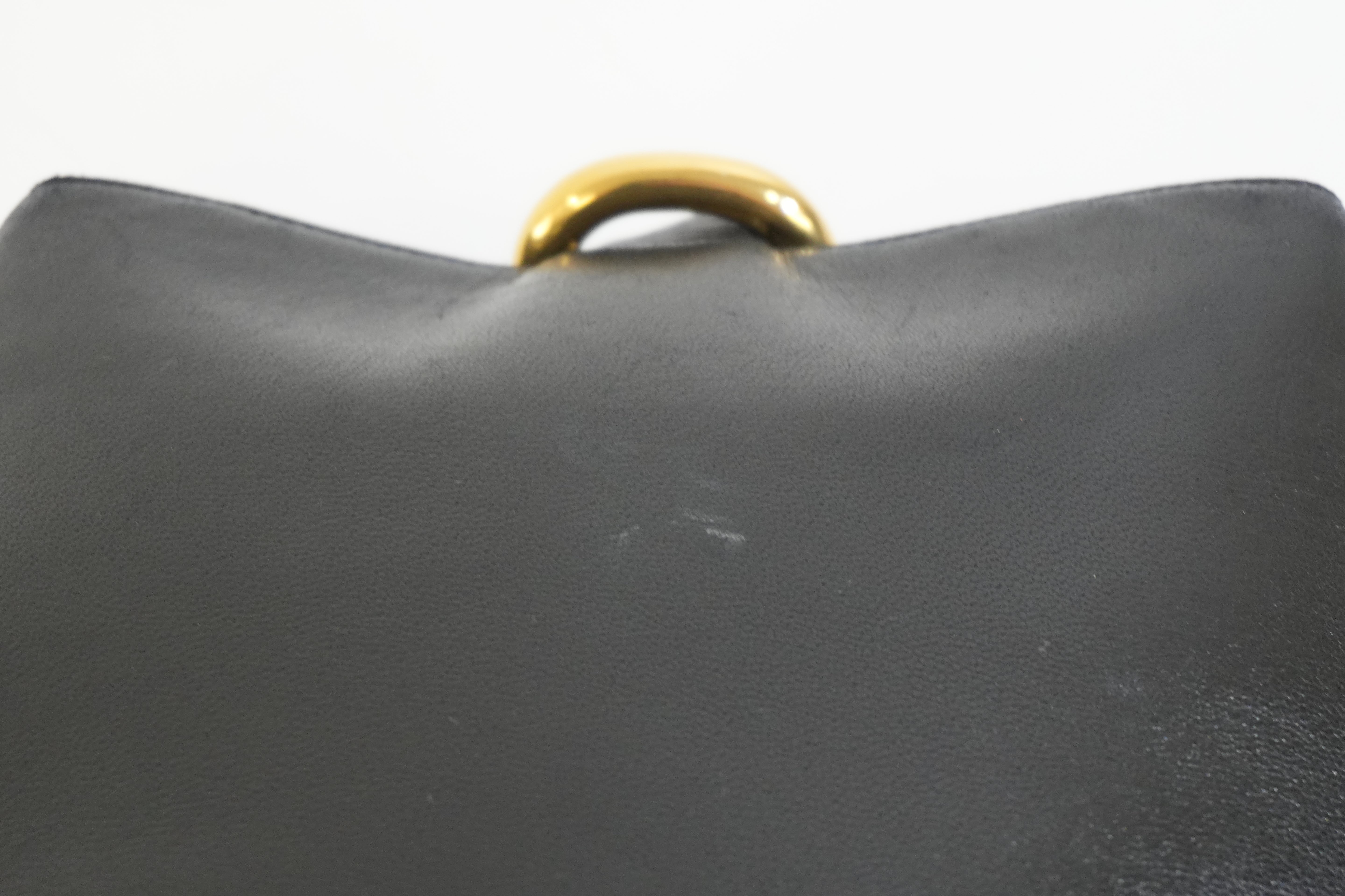 Pre-owned Chanel Bucket Shoulder Bag Black