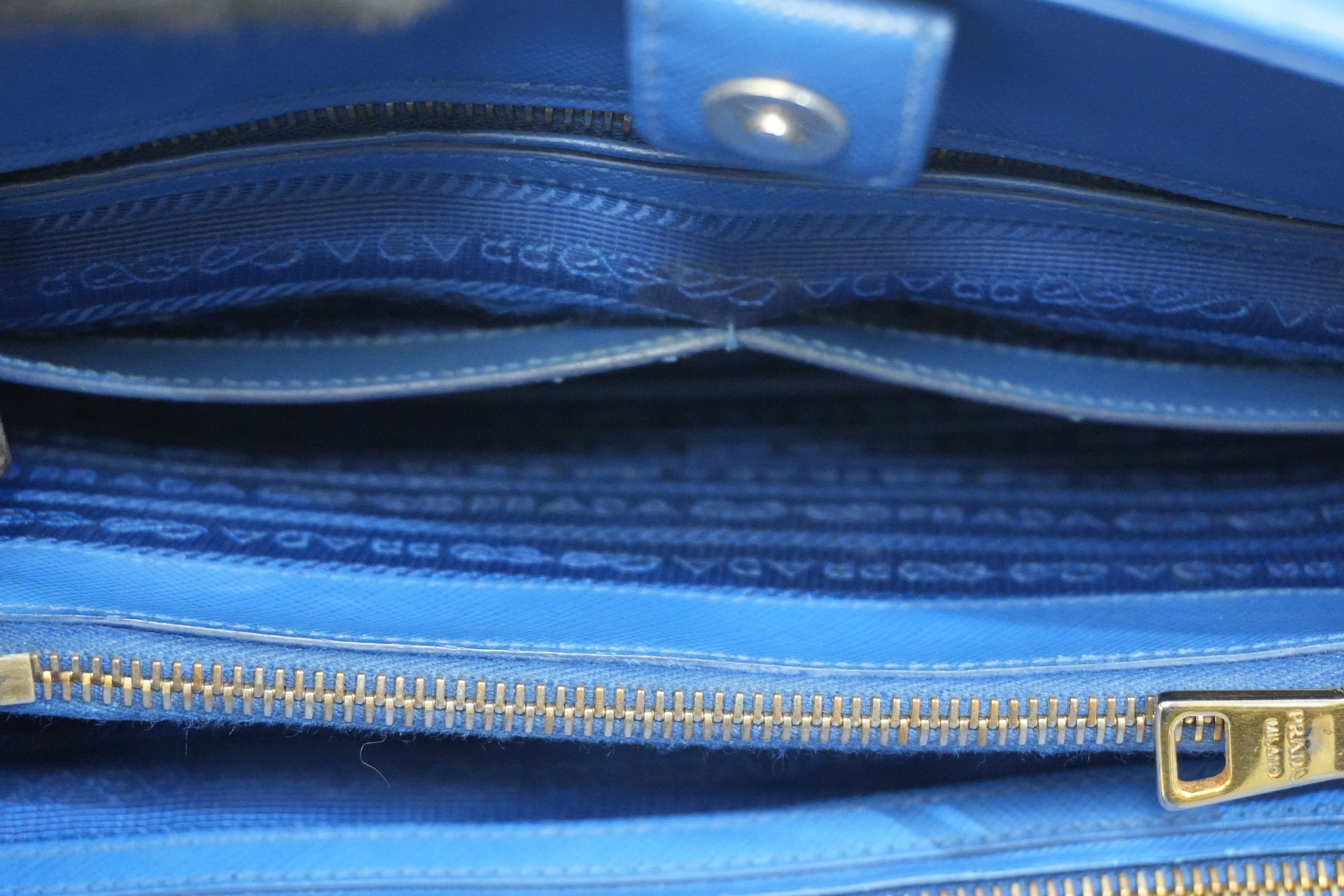 Pre-owned Prada Saffiano Two Way Shoulder Bag Blue
