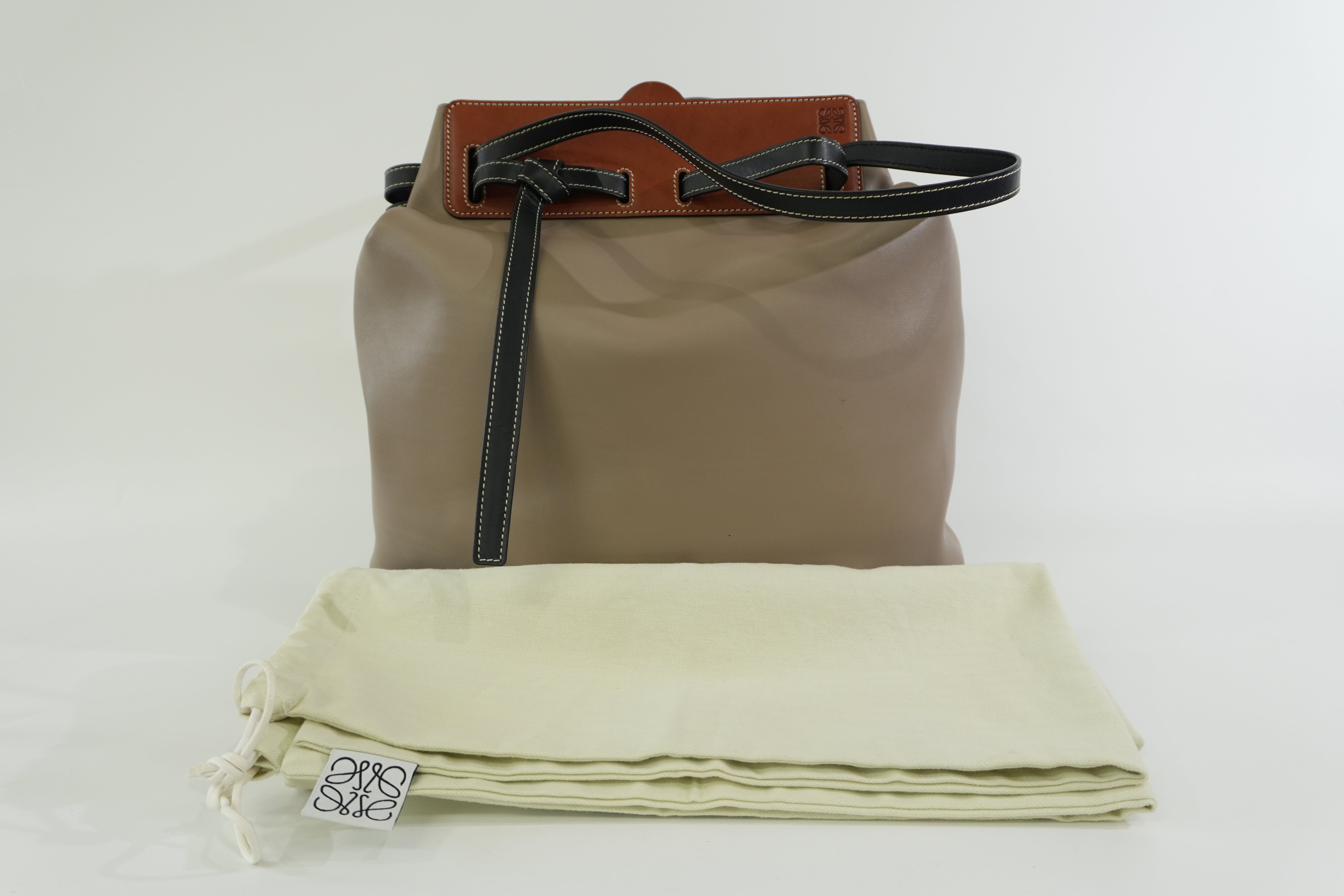 Pre-owned Loewe Lazo Tote Bag Brown