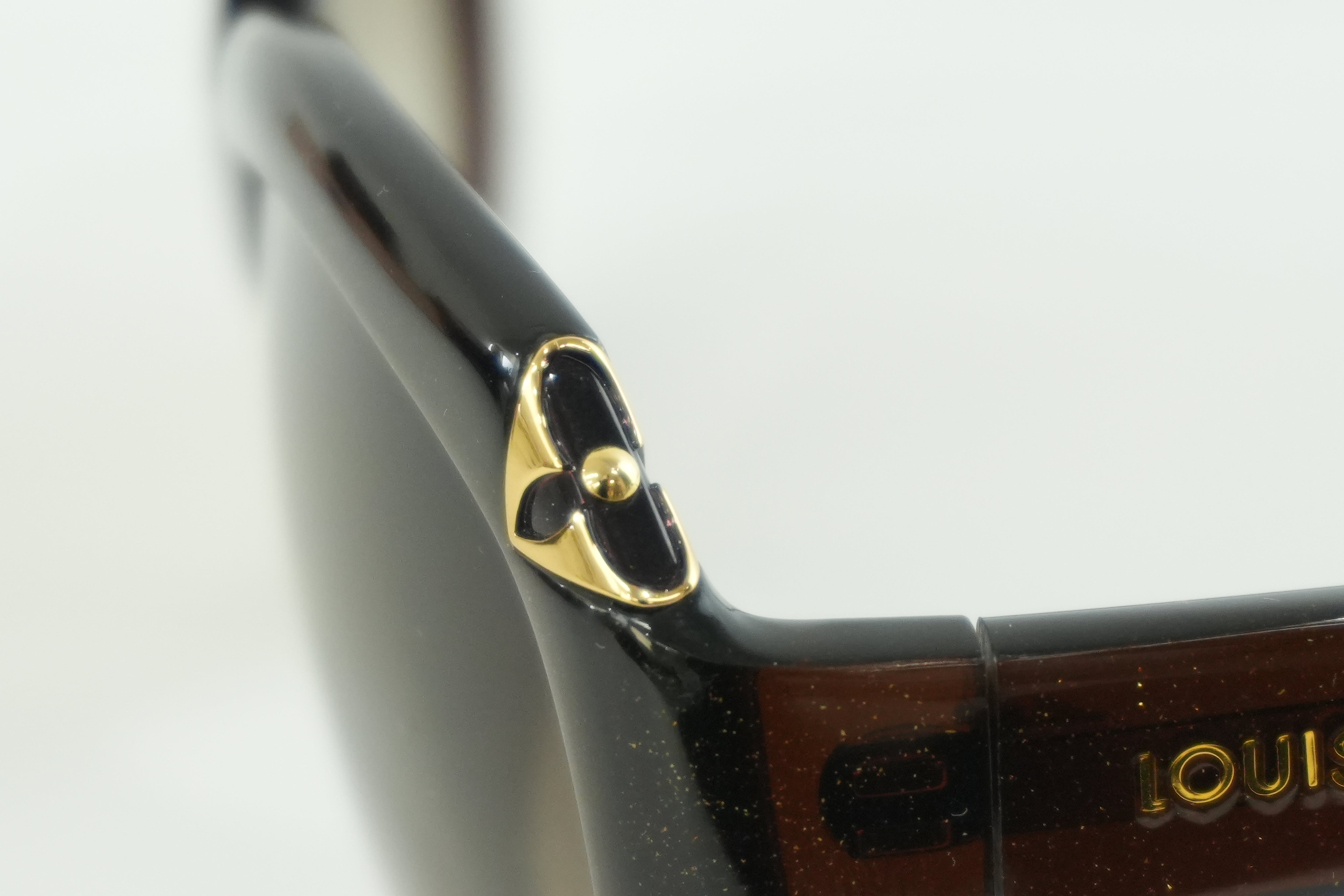 Louis Vuitton Sunglasses Used