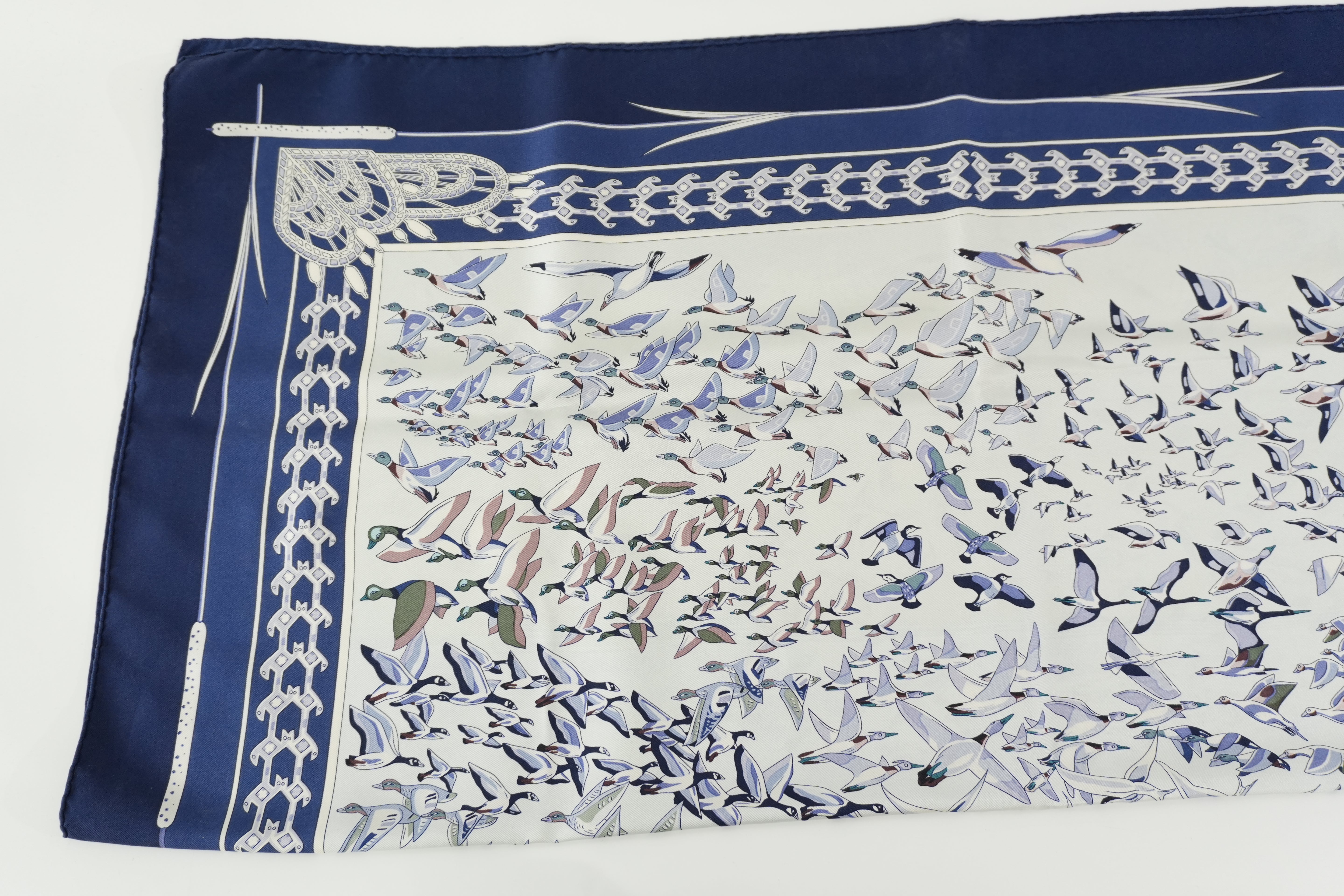 Pre-owned Hermes Scarf with Box Blue and White