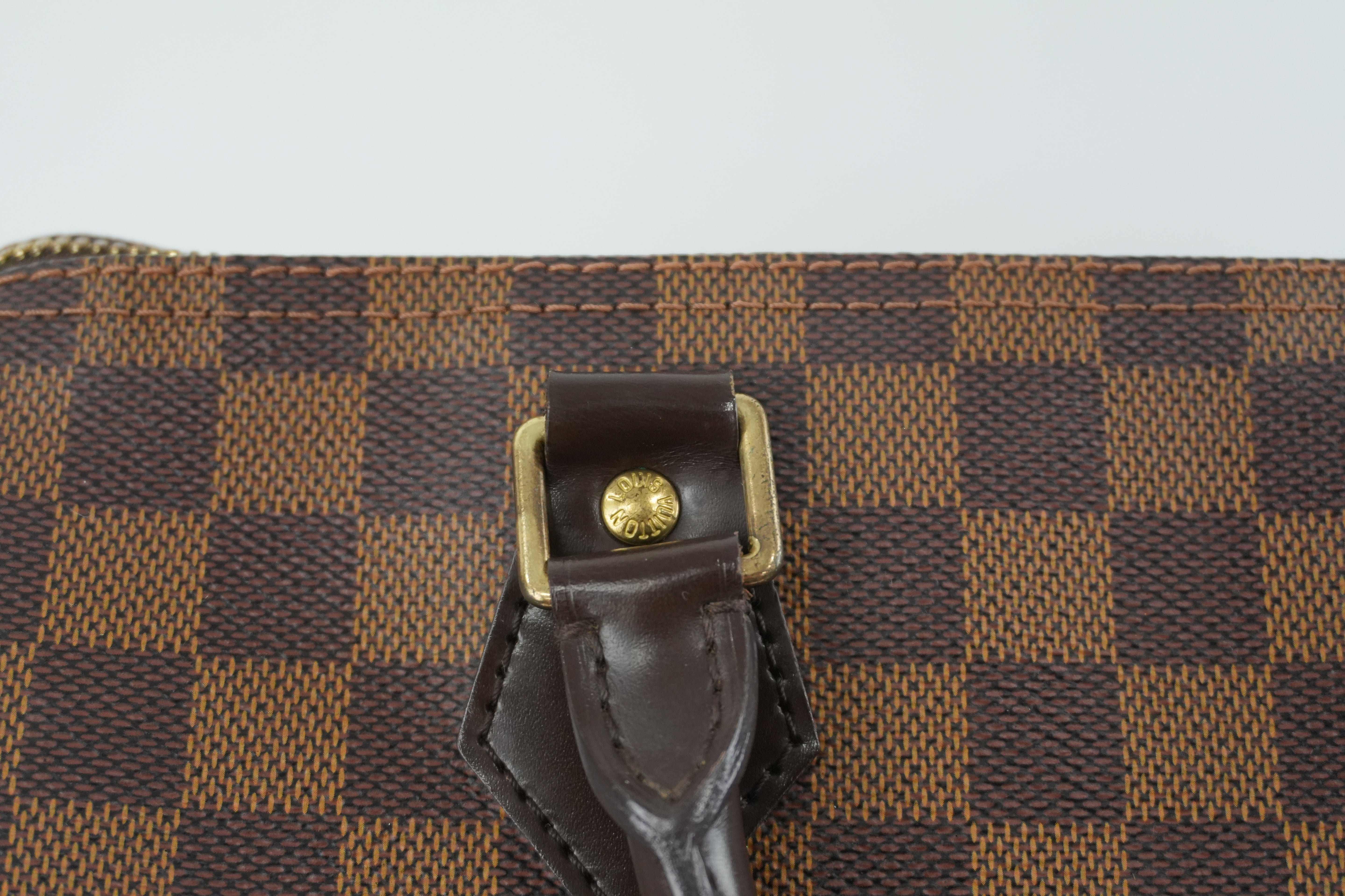 Louis Vuitton Damier Ebene Speedy 30 Handbag Used