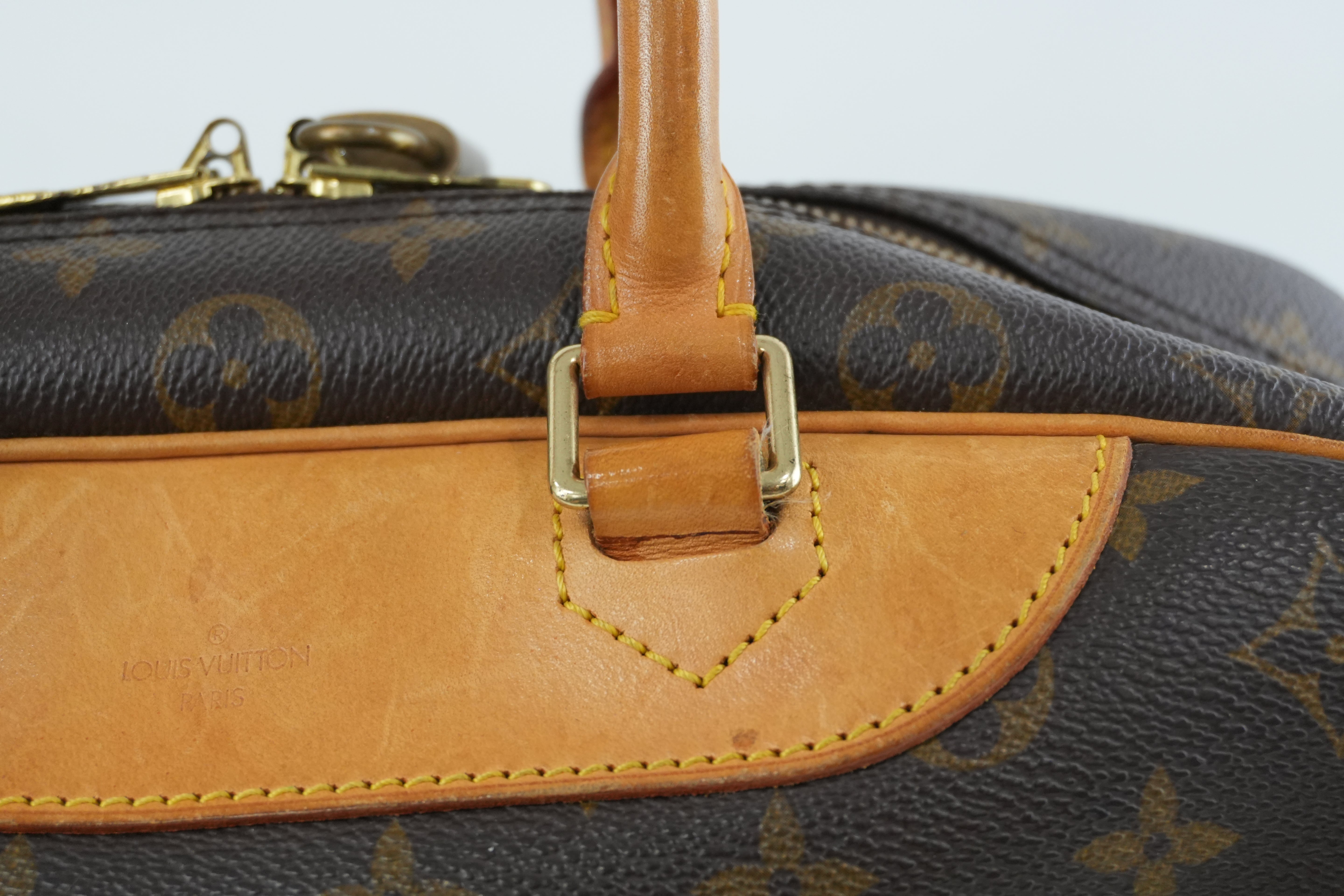 Louis Vuitton Monogram Deauville Handbag Used