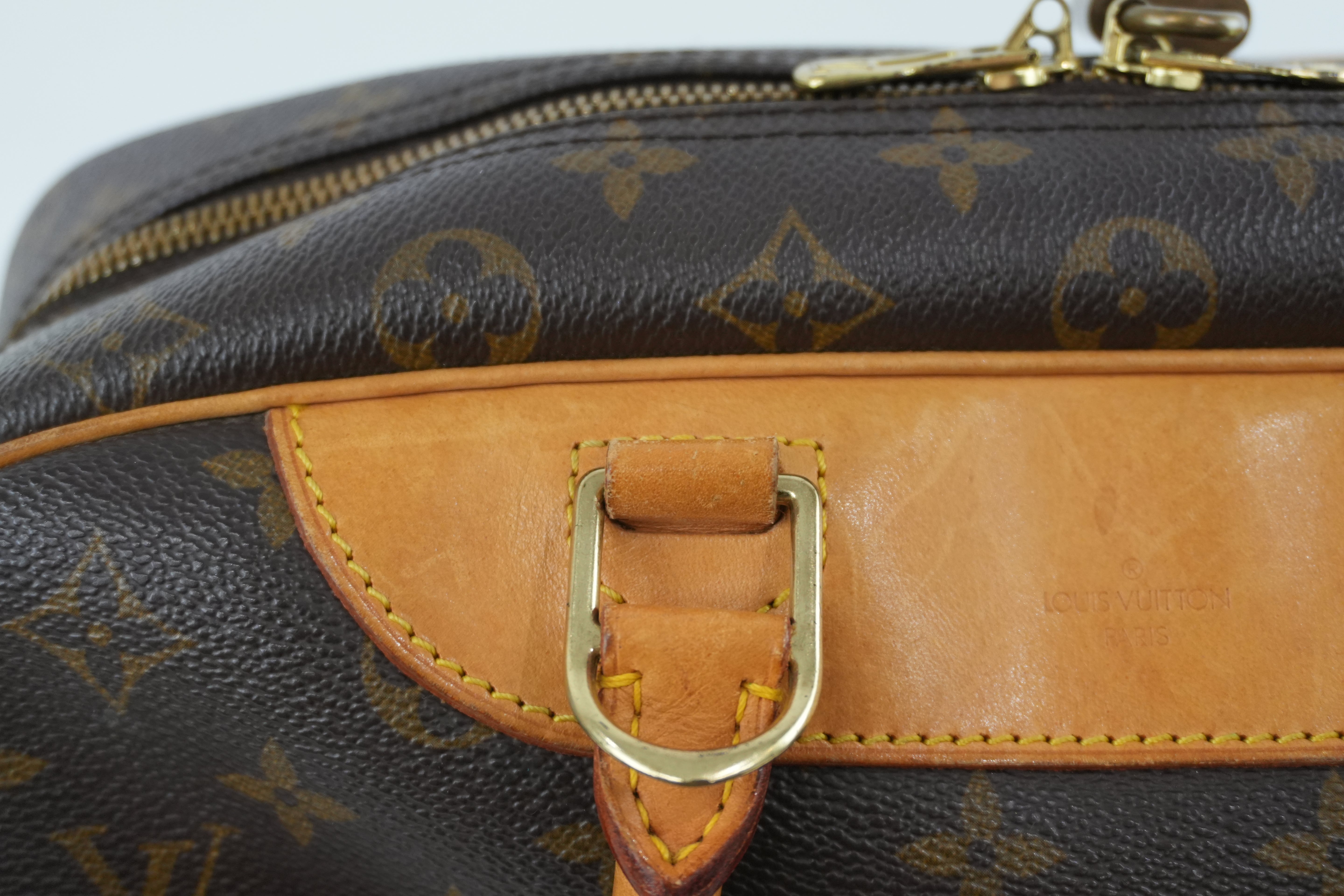 Louis Vuitton Monogram Deauville Handbag Used