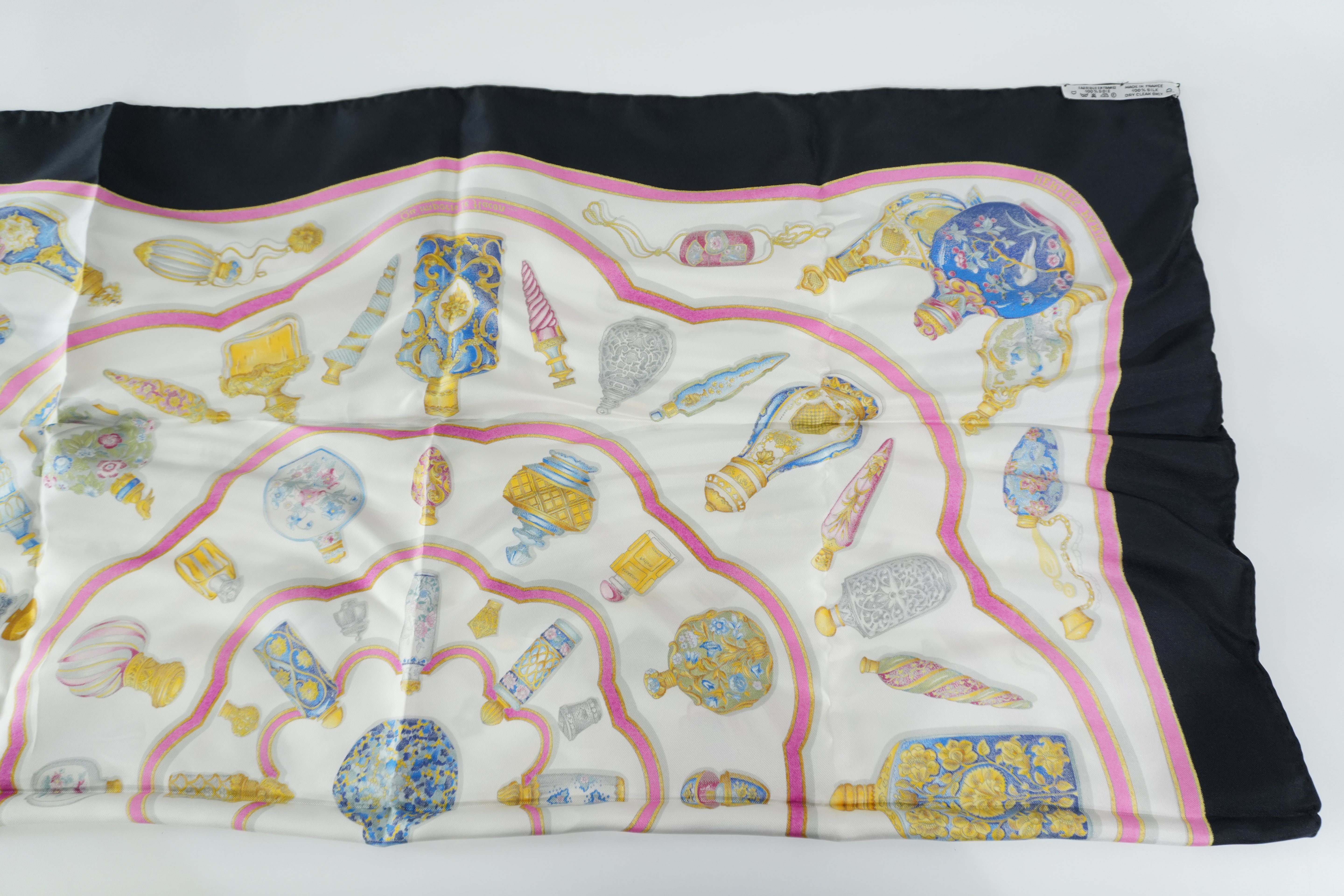 Pre-owned Hermes Scarf Black and Pink