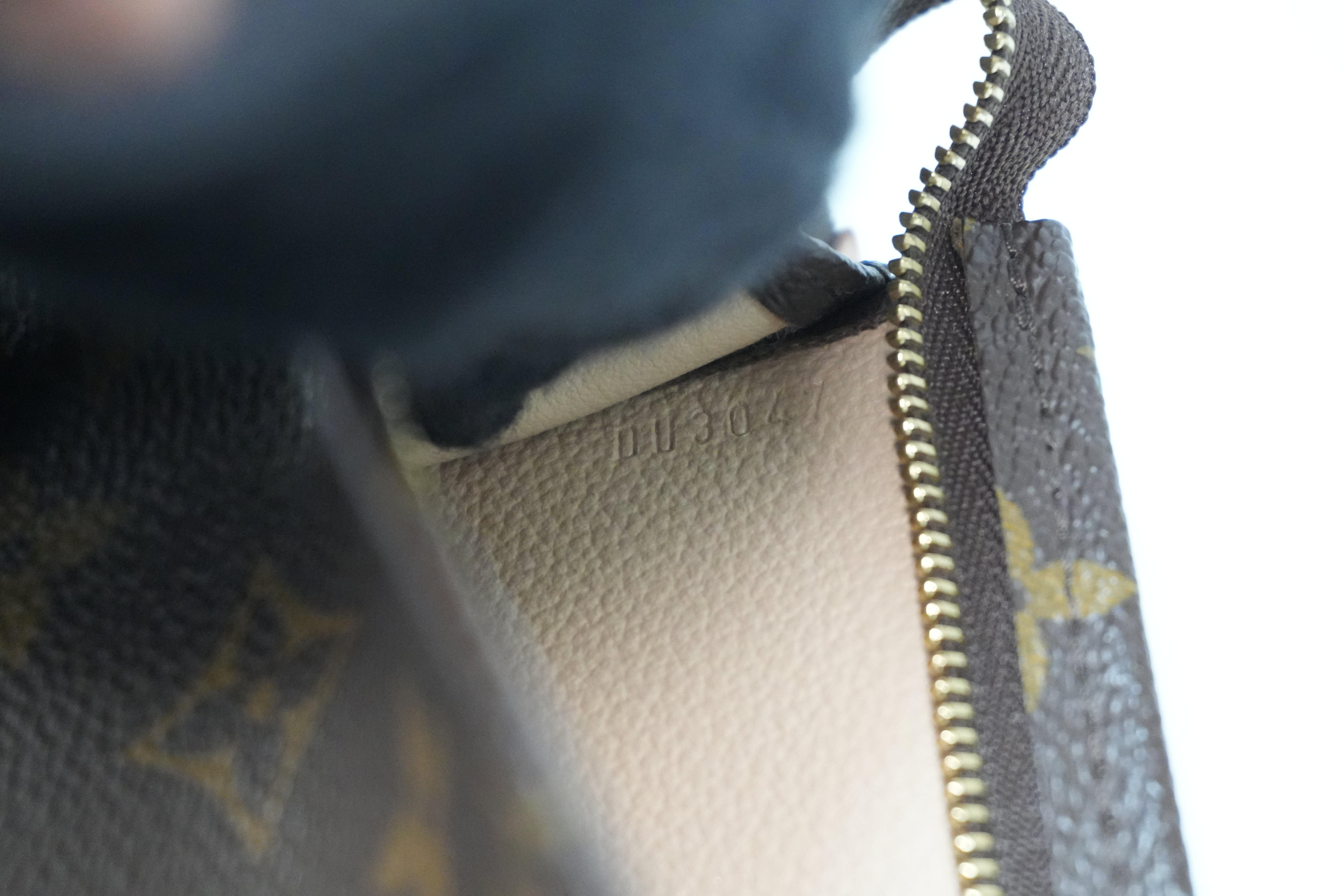 Louis Vuitton Monogram Toiletry 19 Pouch Used