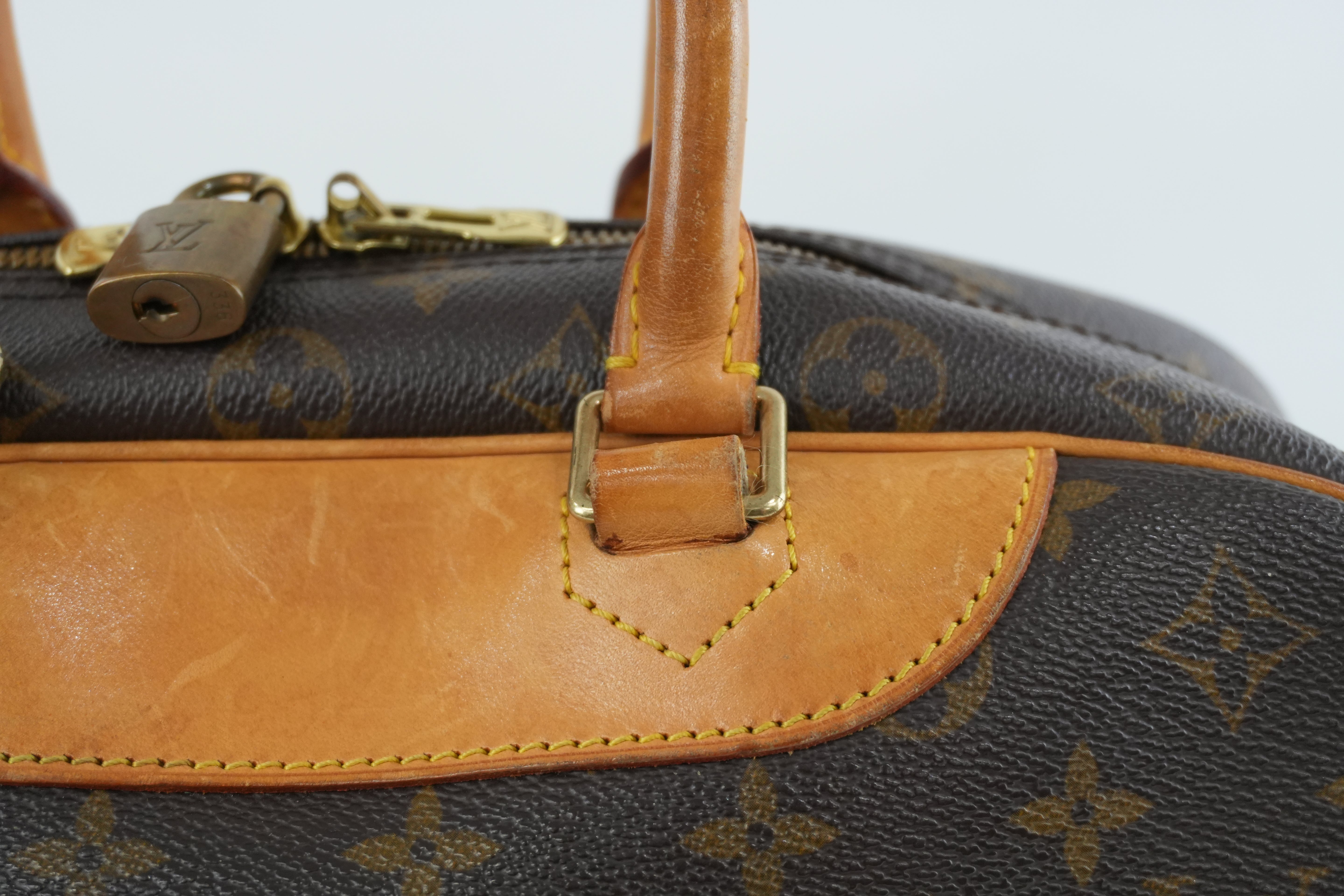 Louis Vuitton Monogram Deauville Handbag Used