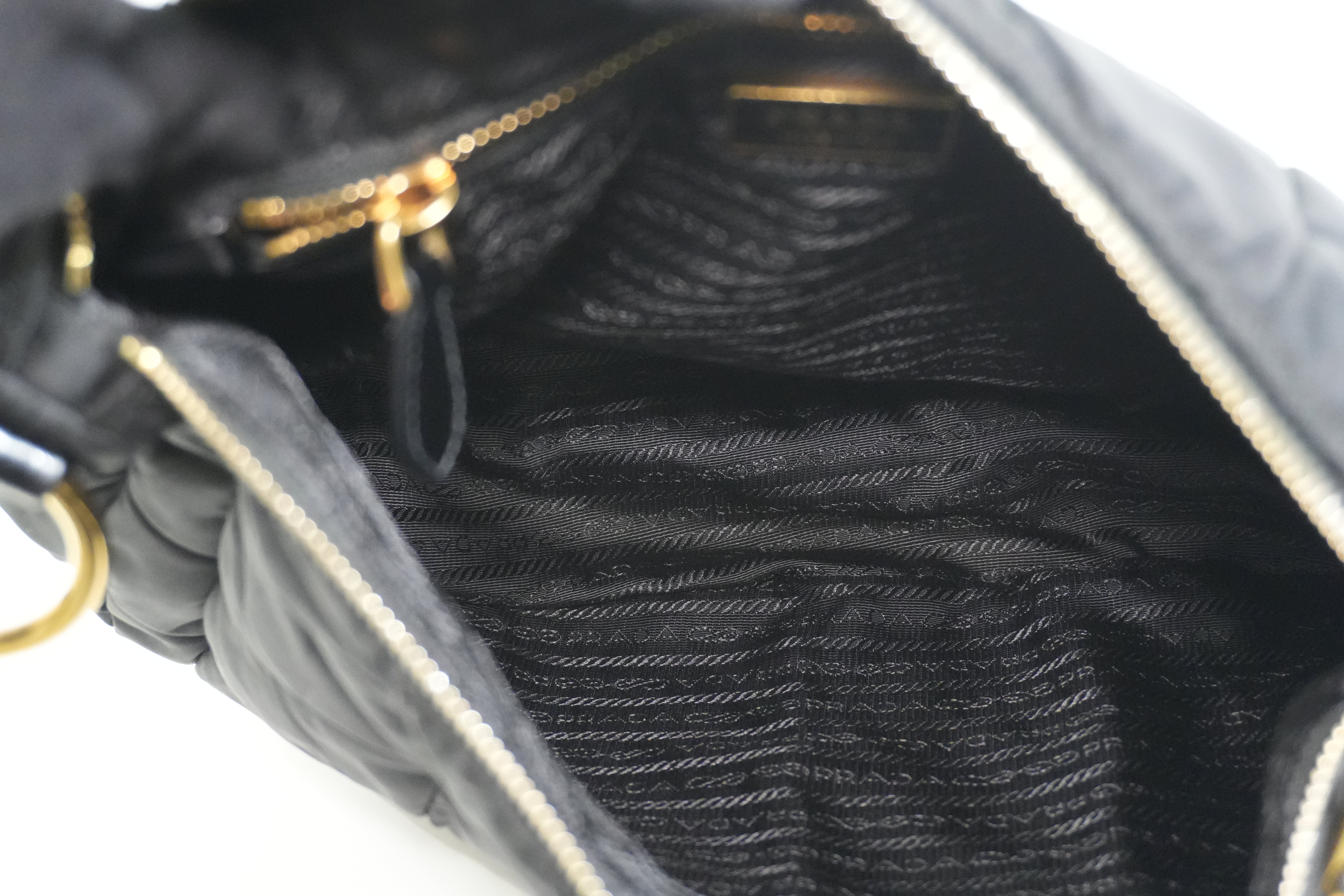 Pre-owned Prada Shoulder Bag Black