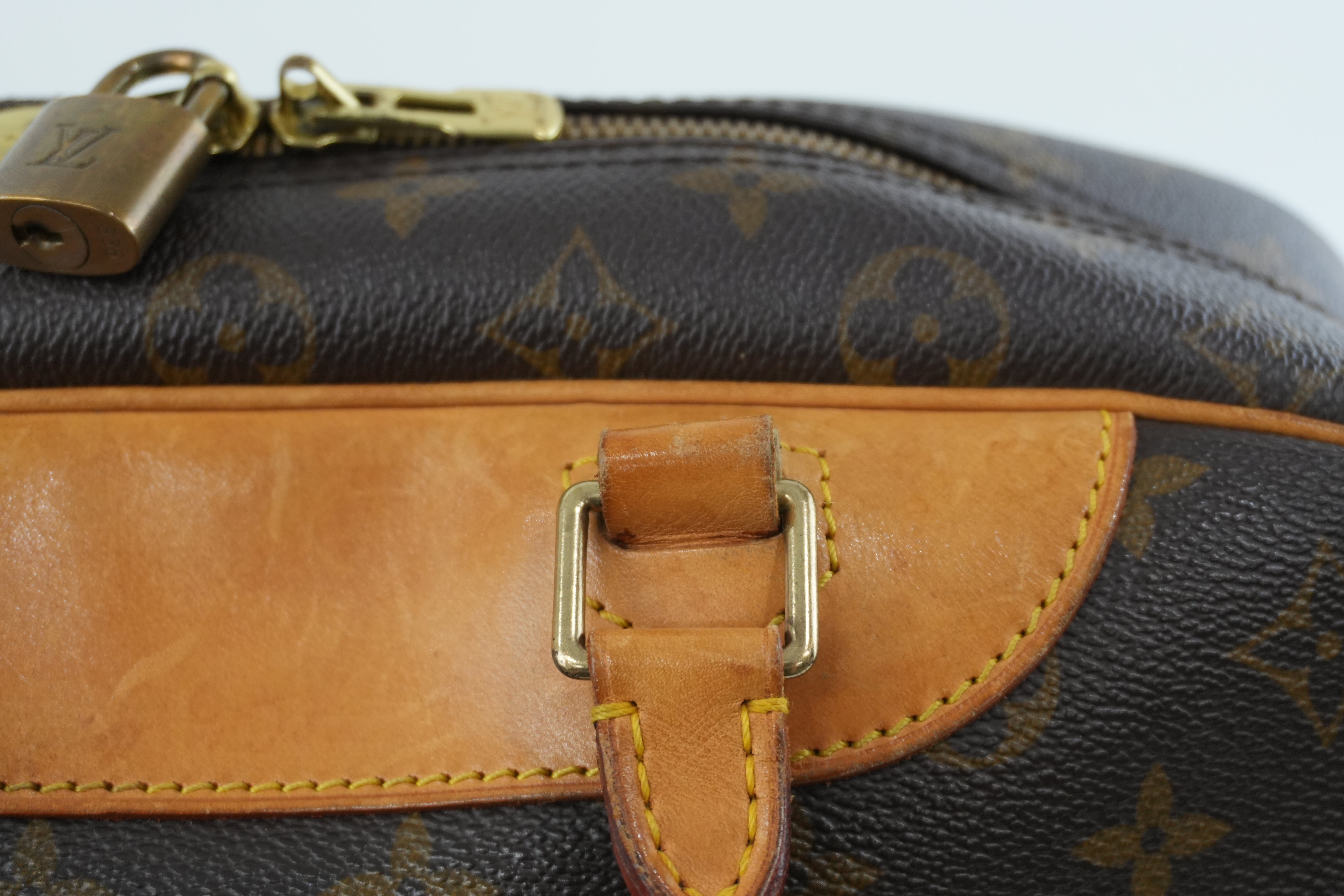 Louis Vuitton Monogram Deauville Handbag Used