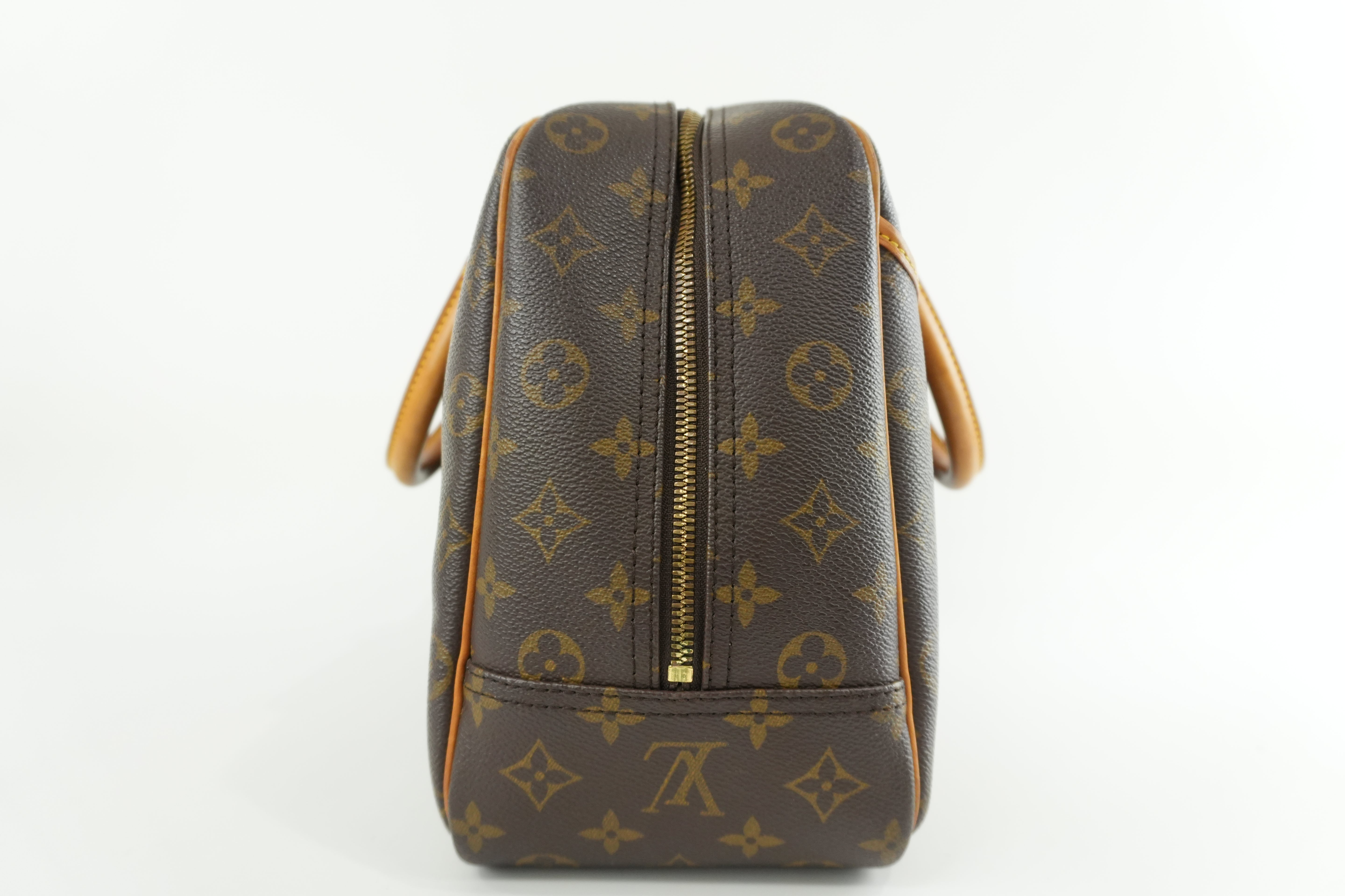 Louis Vuitton Monogram Deauville Handbag Used
