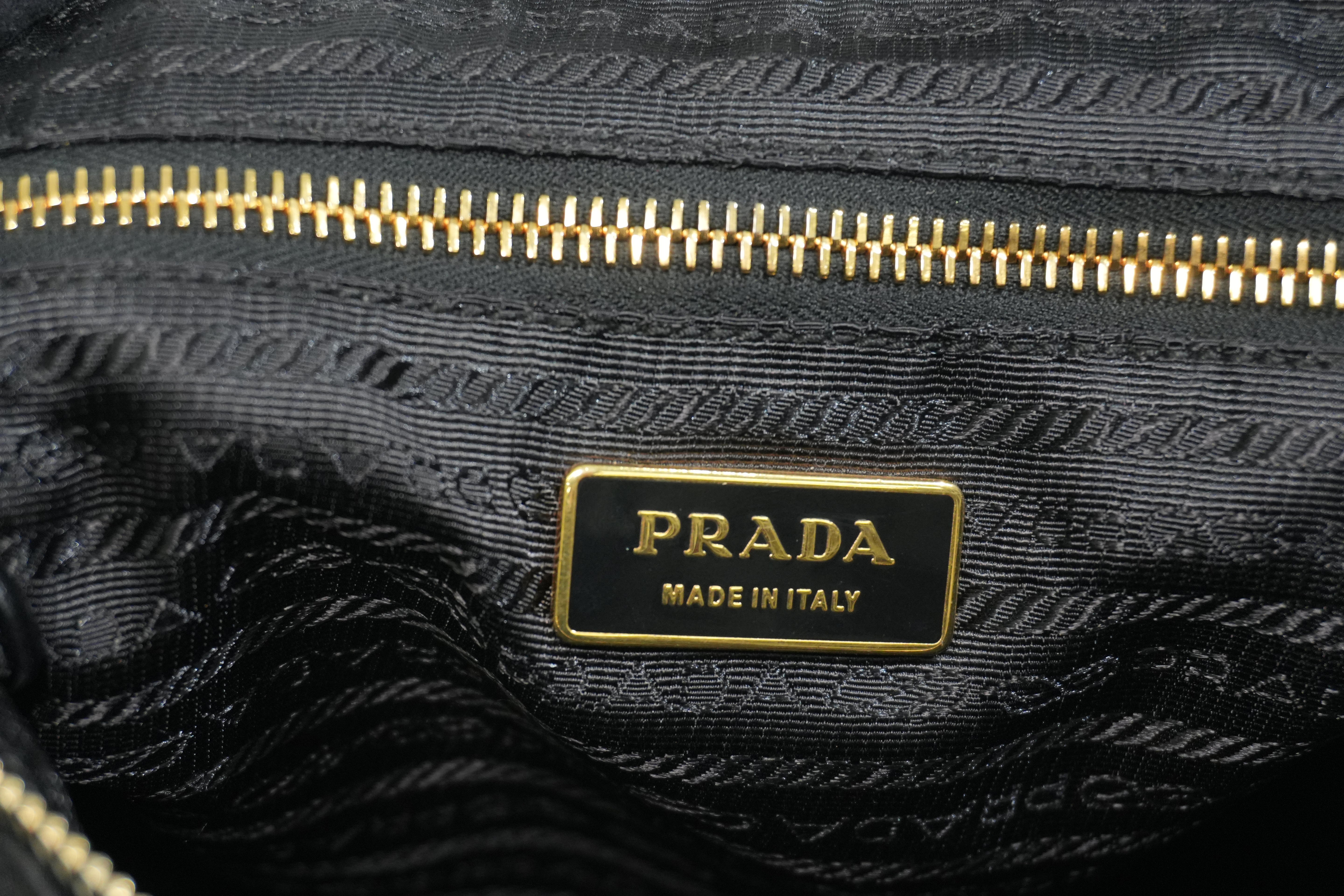 Pre-owned Prada Shoulder Bag Black