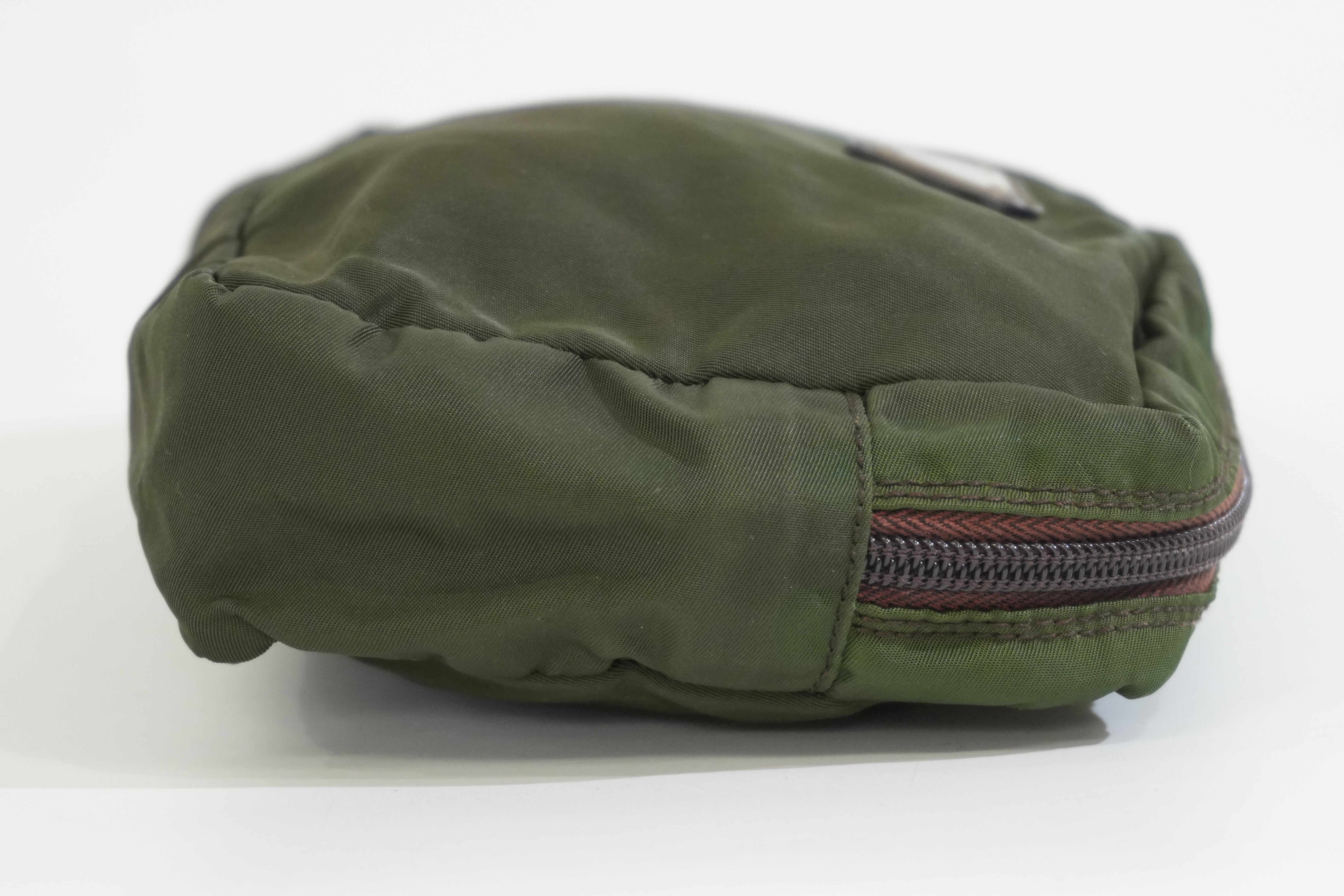 Pre-owned Prada Pouch Green