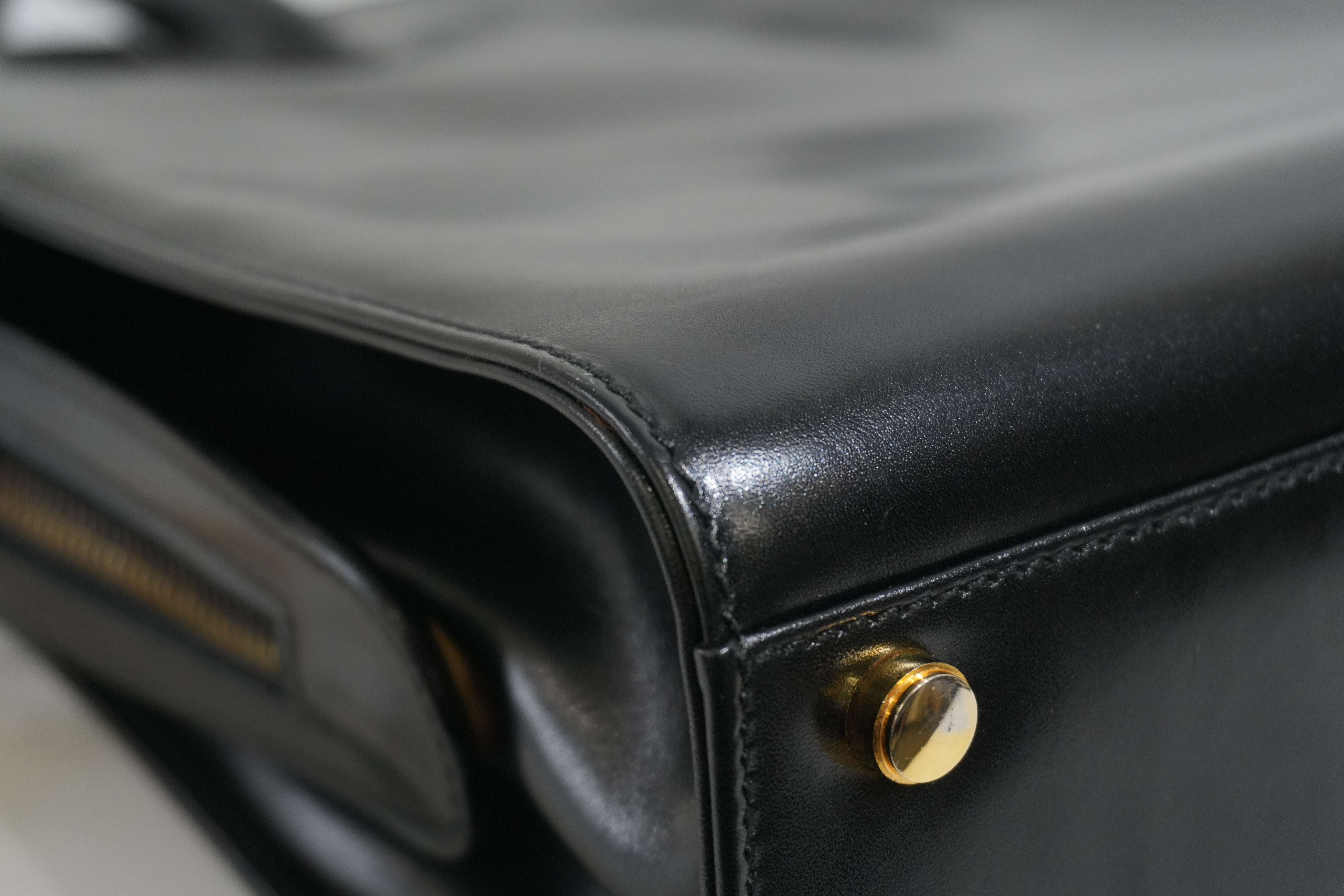 Pre-owned Ferragamo Leather Handbag Black