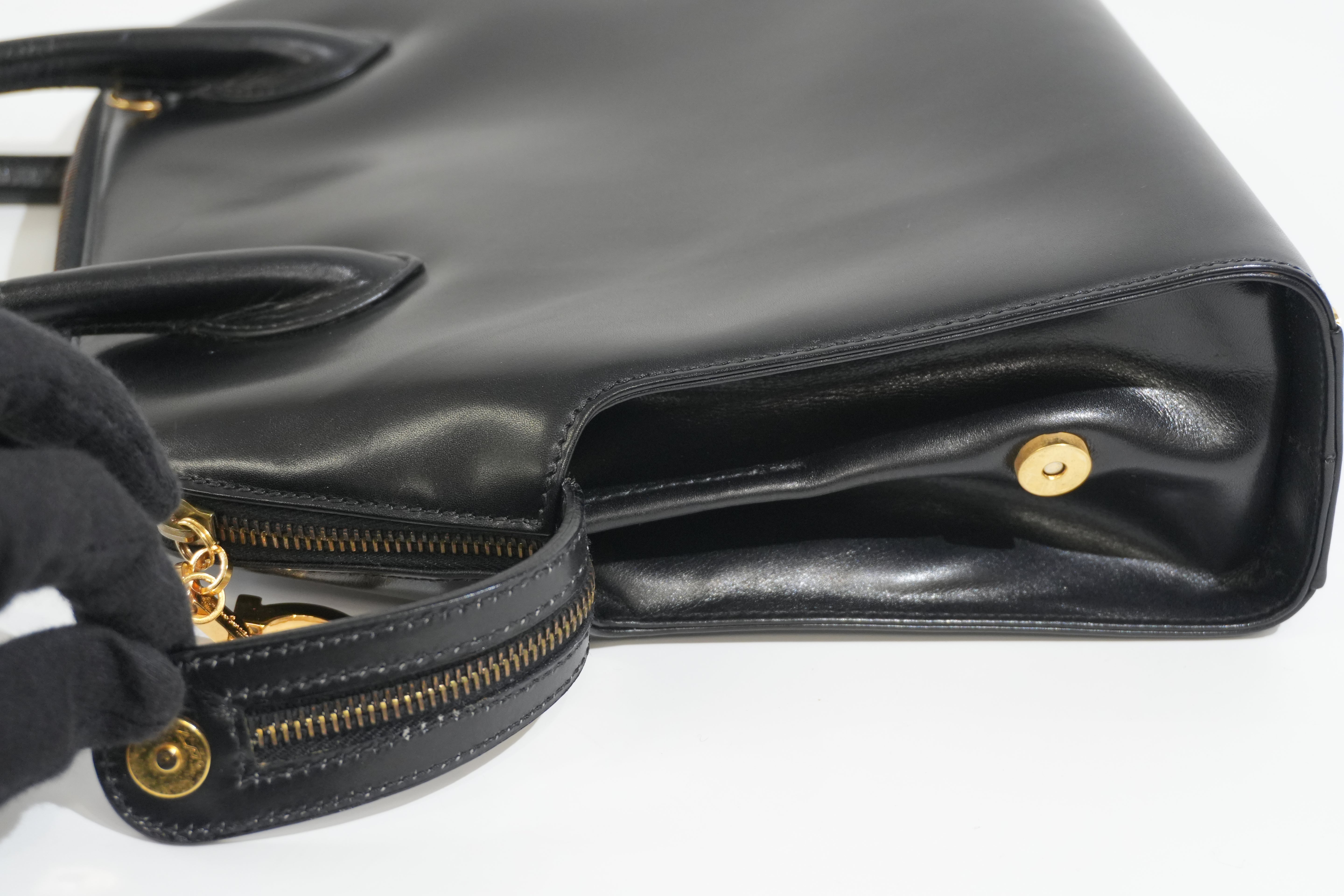 Pre-owned Ferragamo Leather Handbag Black