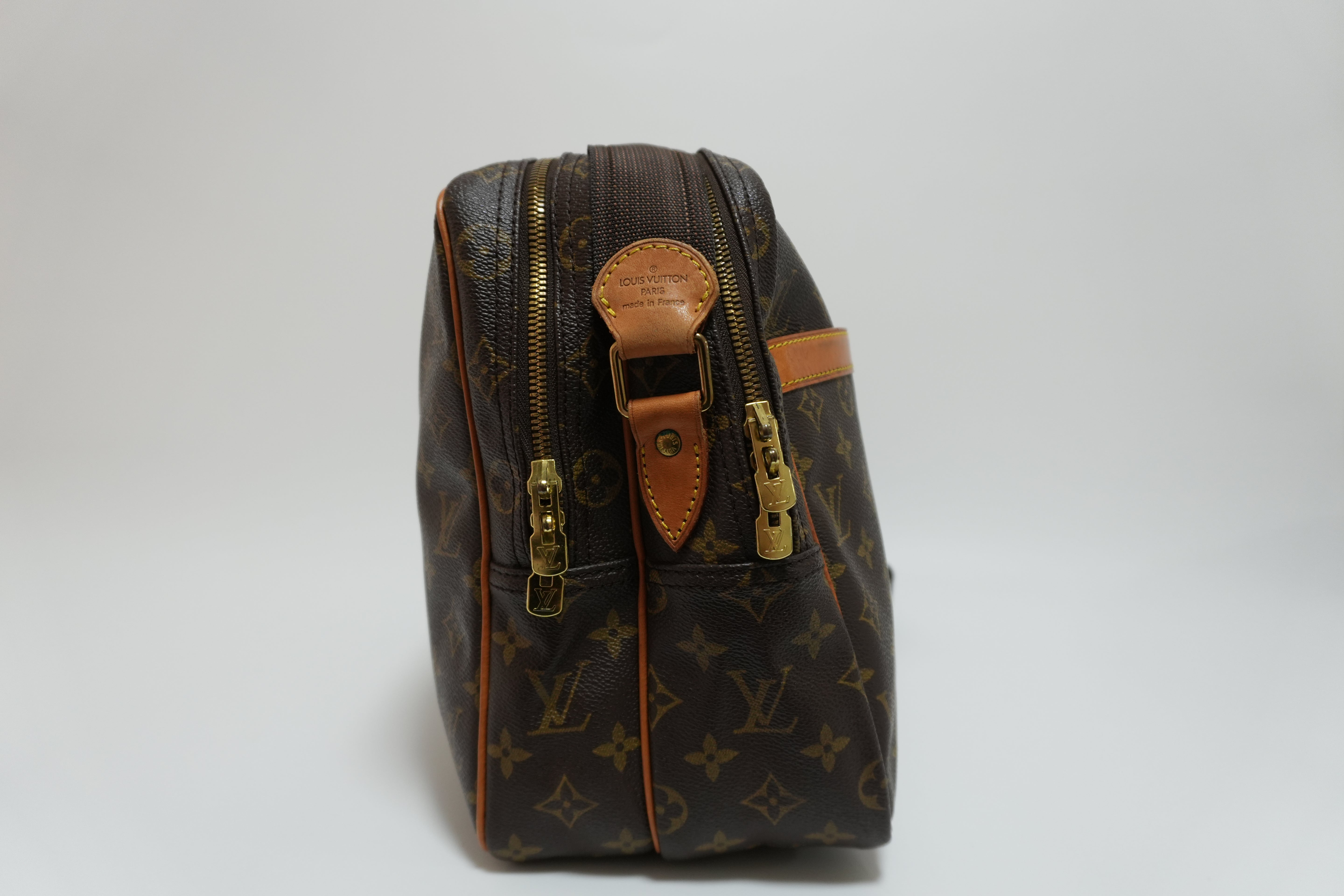 Louis Vuitton Monogram Reporter GM Messenger Bag Used