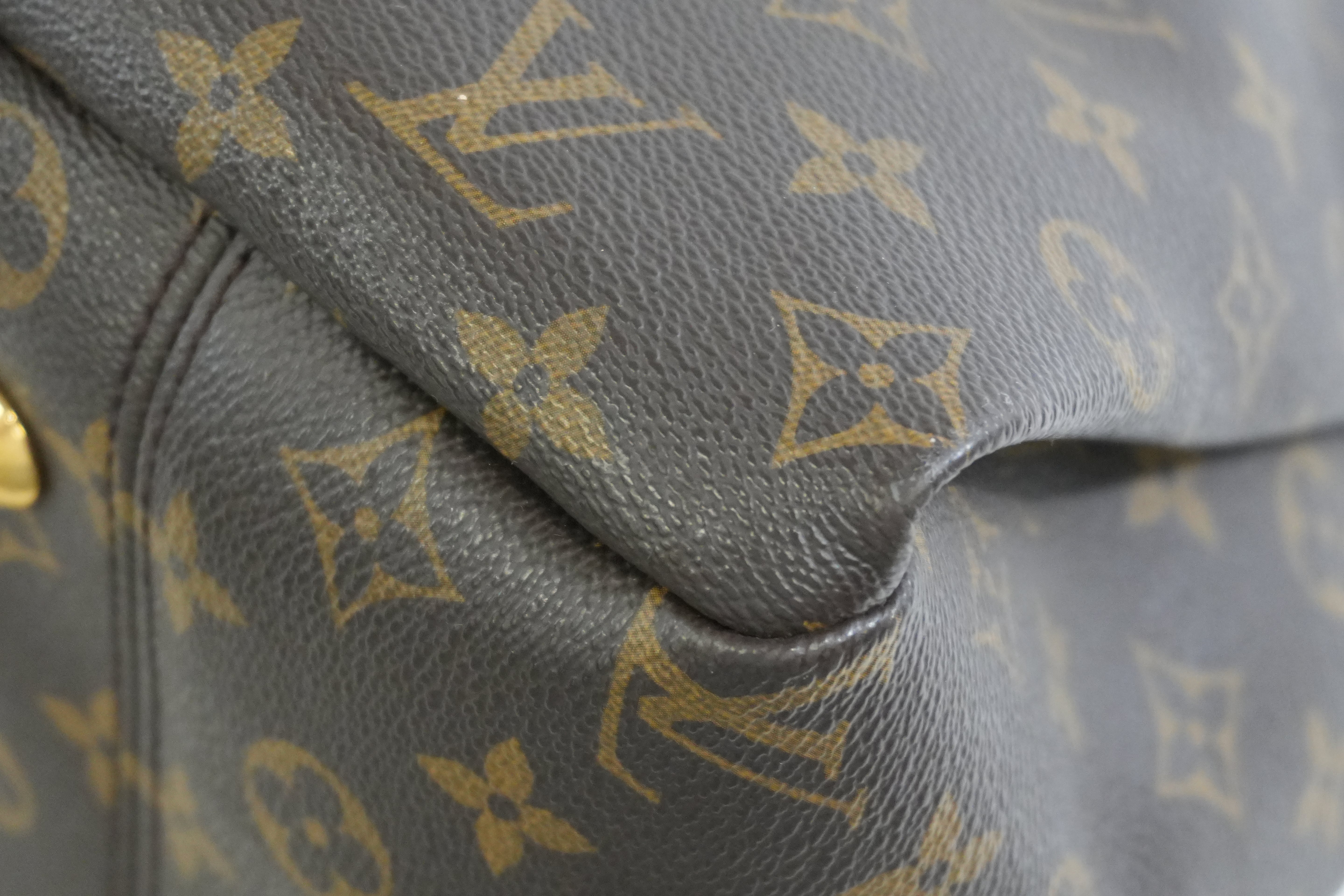 Pre-owned Louis Vuitton Monogram Artsy MM Tote Bag