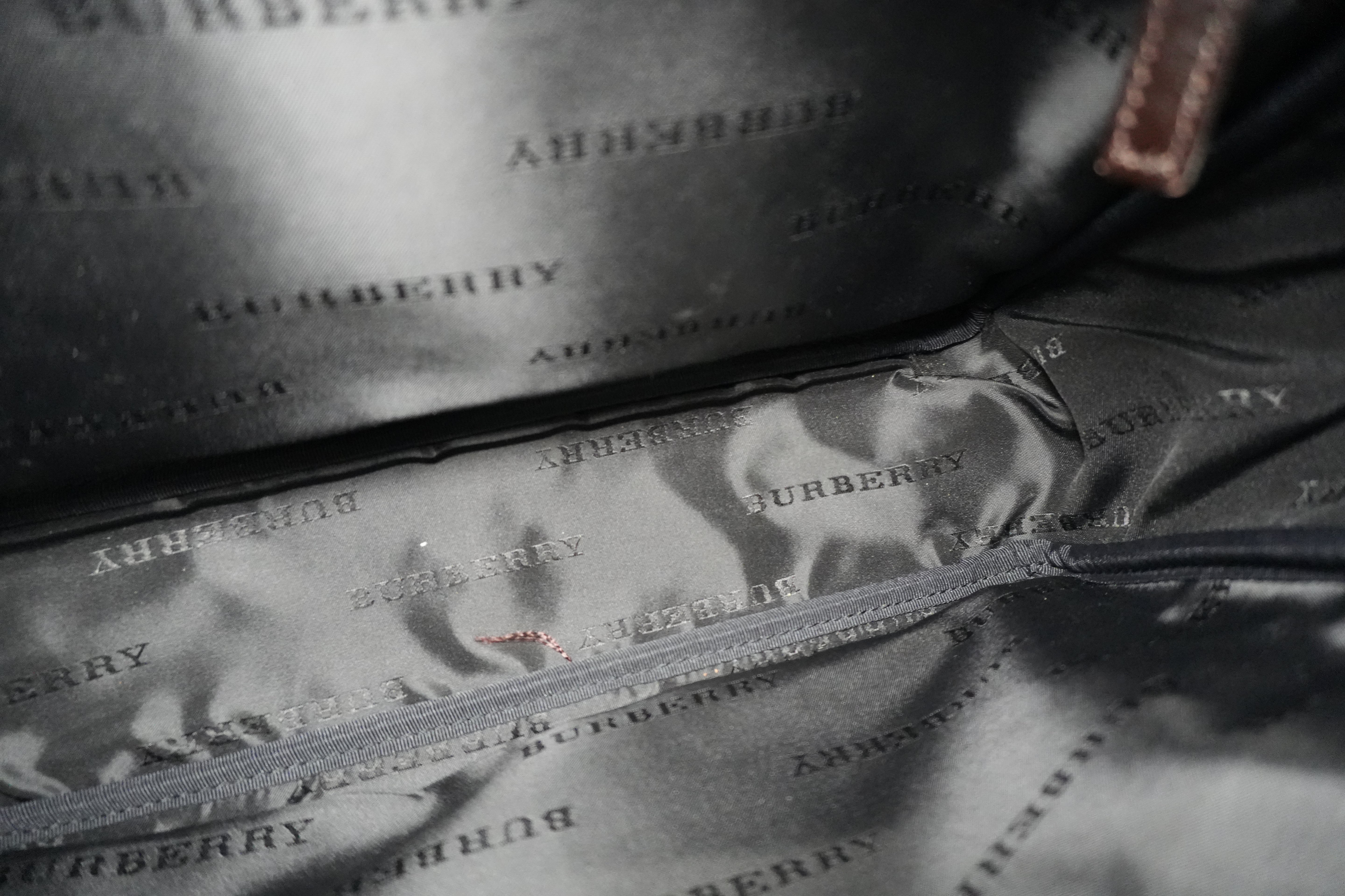 Pre-owned Burberry Nova Check Messenger Shoulder Bag Beige