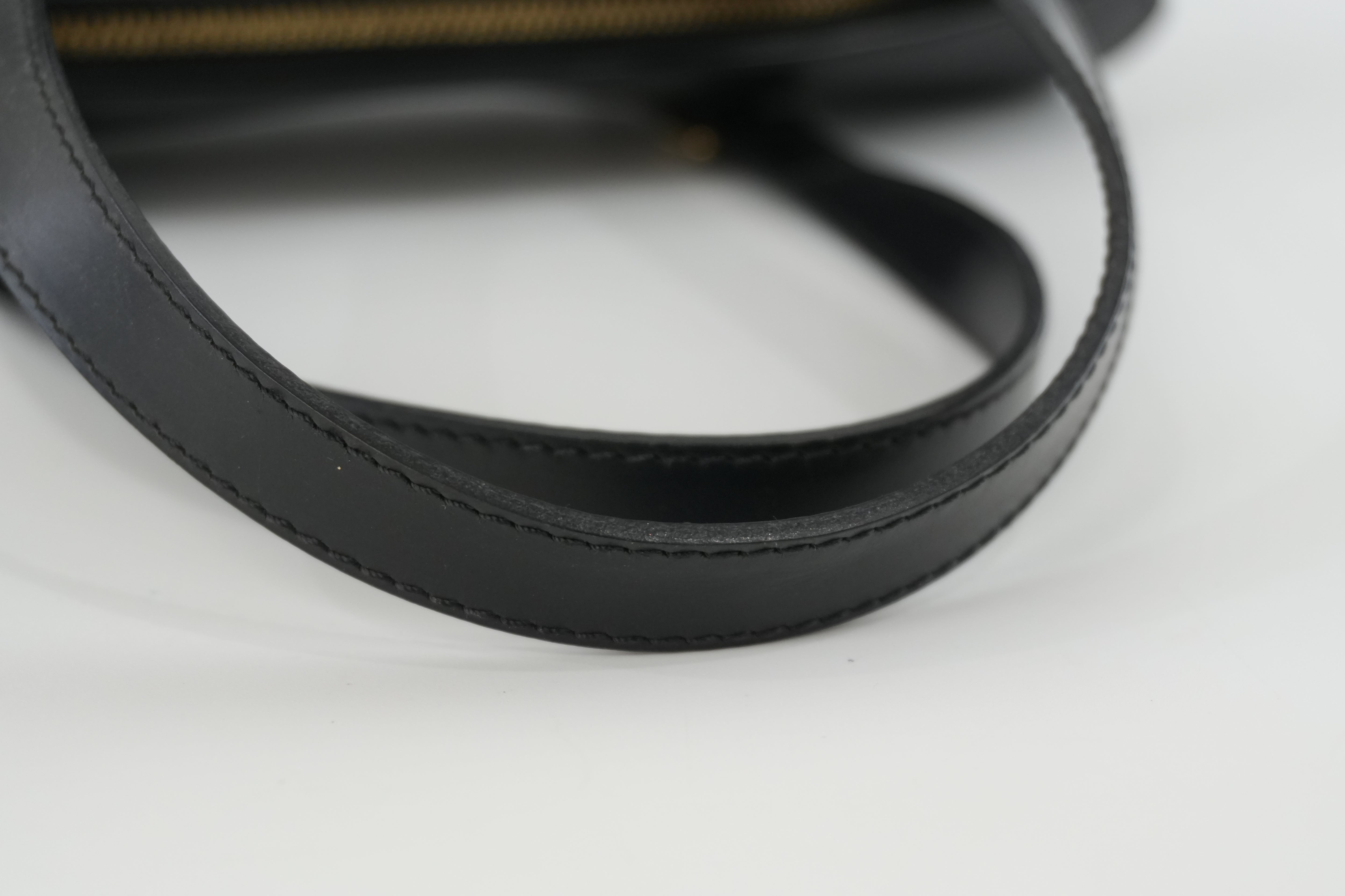 Louis Vuitton Soufflot Epi Handbag Black Used