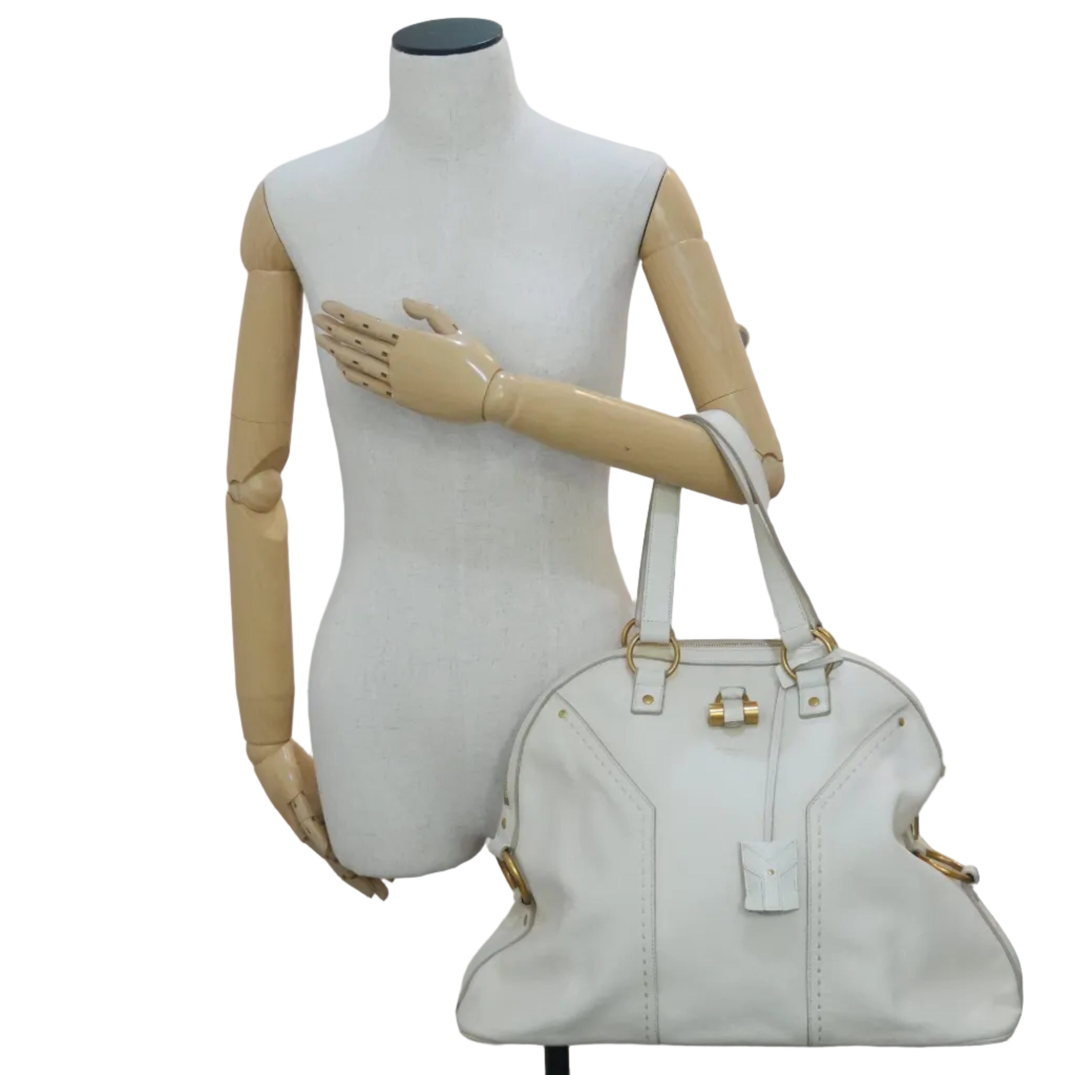 Pre-owned Yves Saint Laurent Calfskin Leather Muse Handbag White