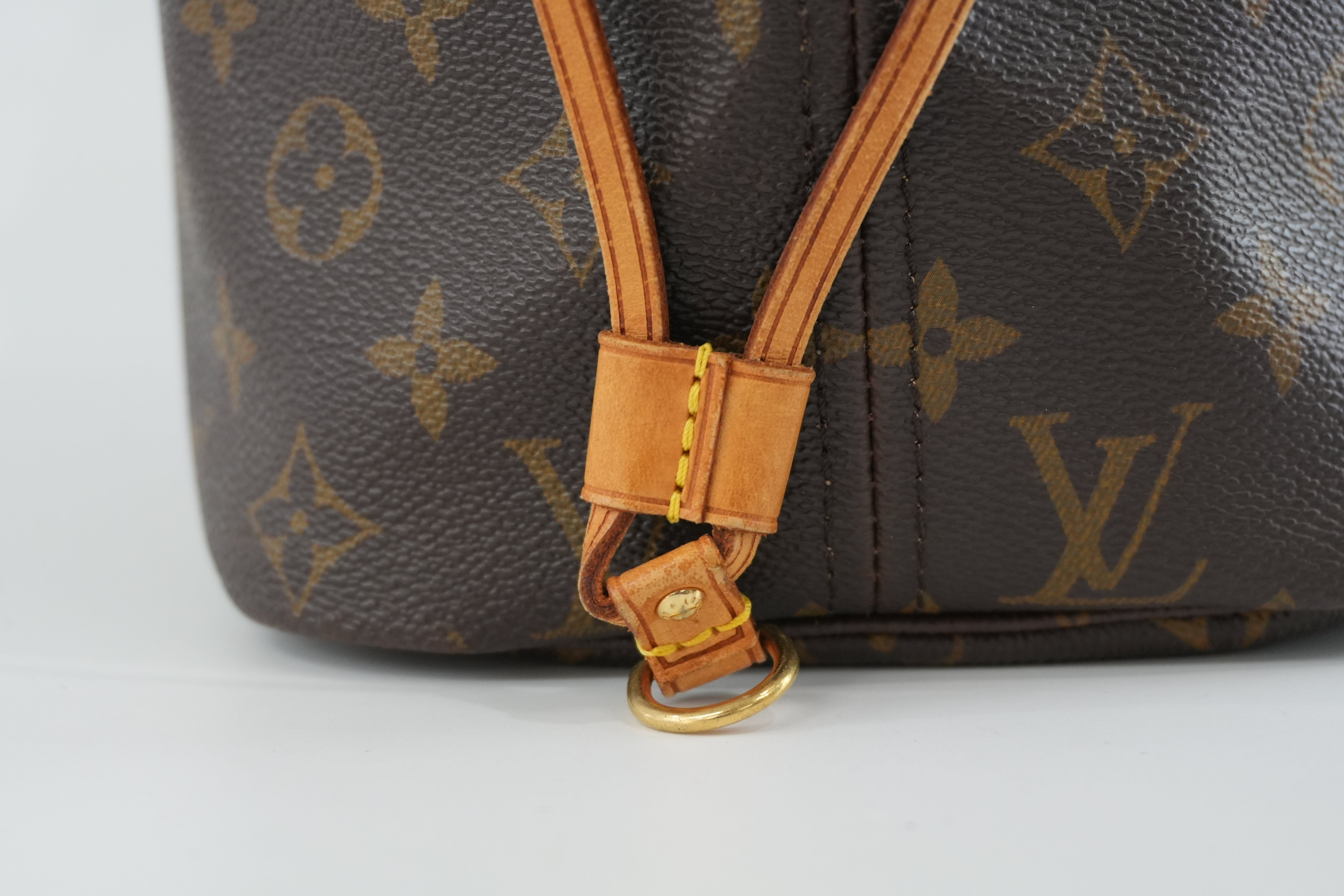 Louis Vuitton Monogram Neverfull MM Shoulder Tote Bag Used