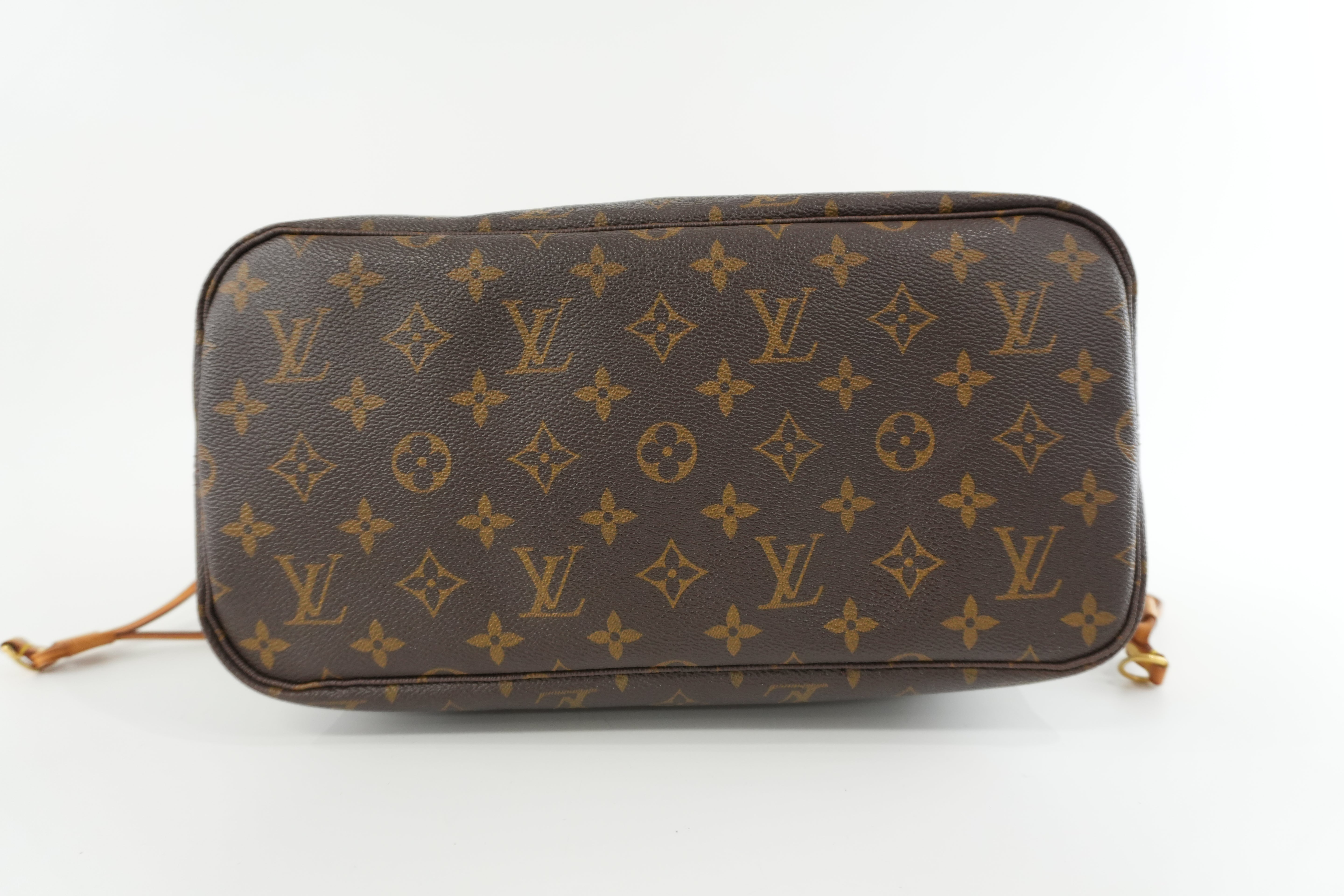 Louis Vuitton Monogram Neverfull MM Shoulder Tote Bag Used