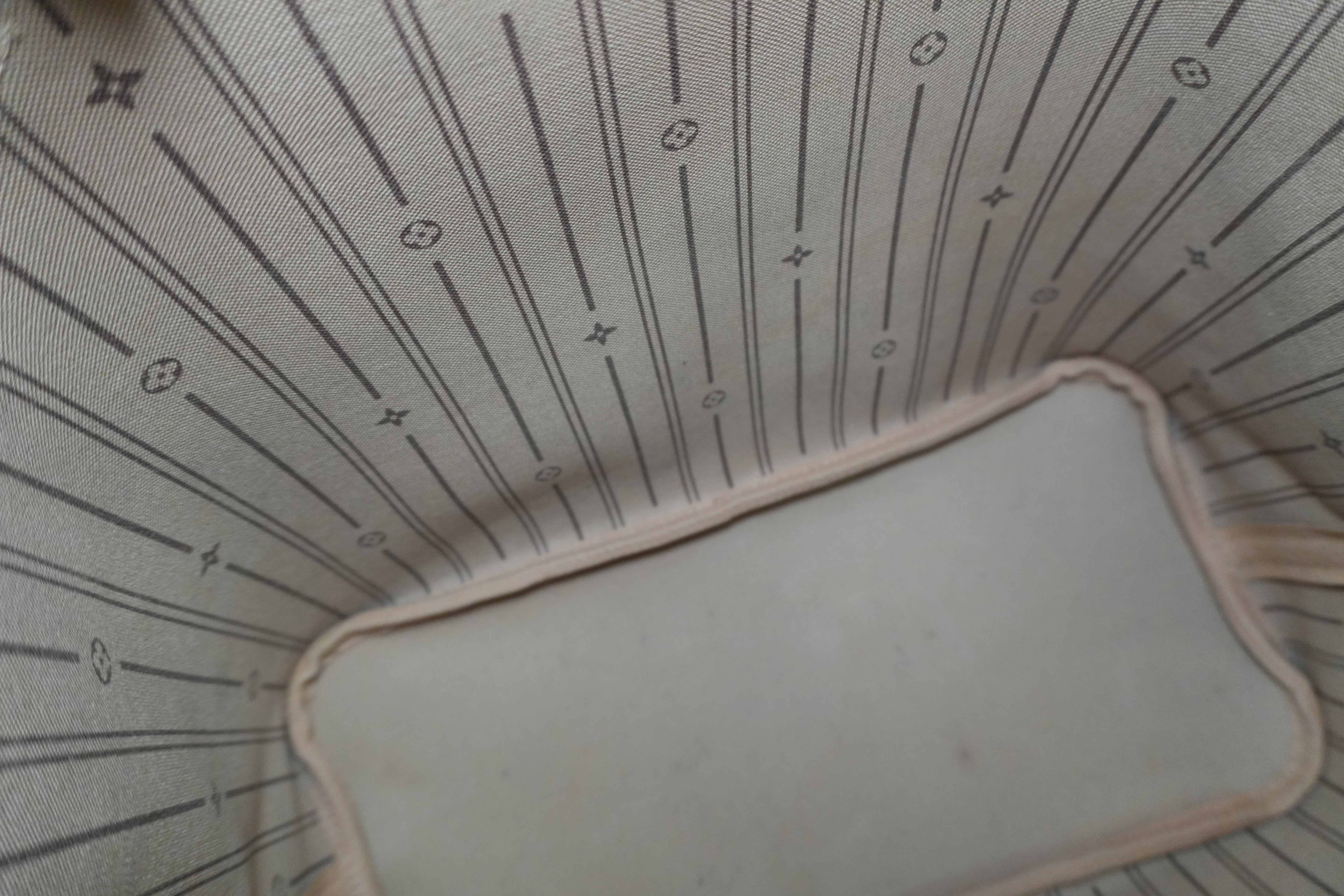 Louis Vuitton Monogram Neverfull MM Shoulder Tote Bag Used