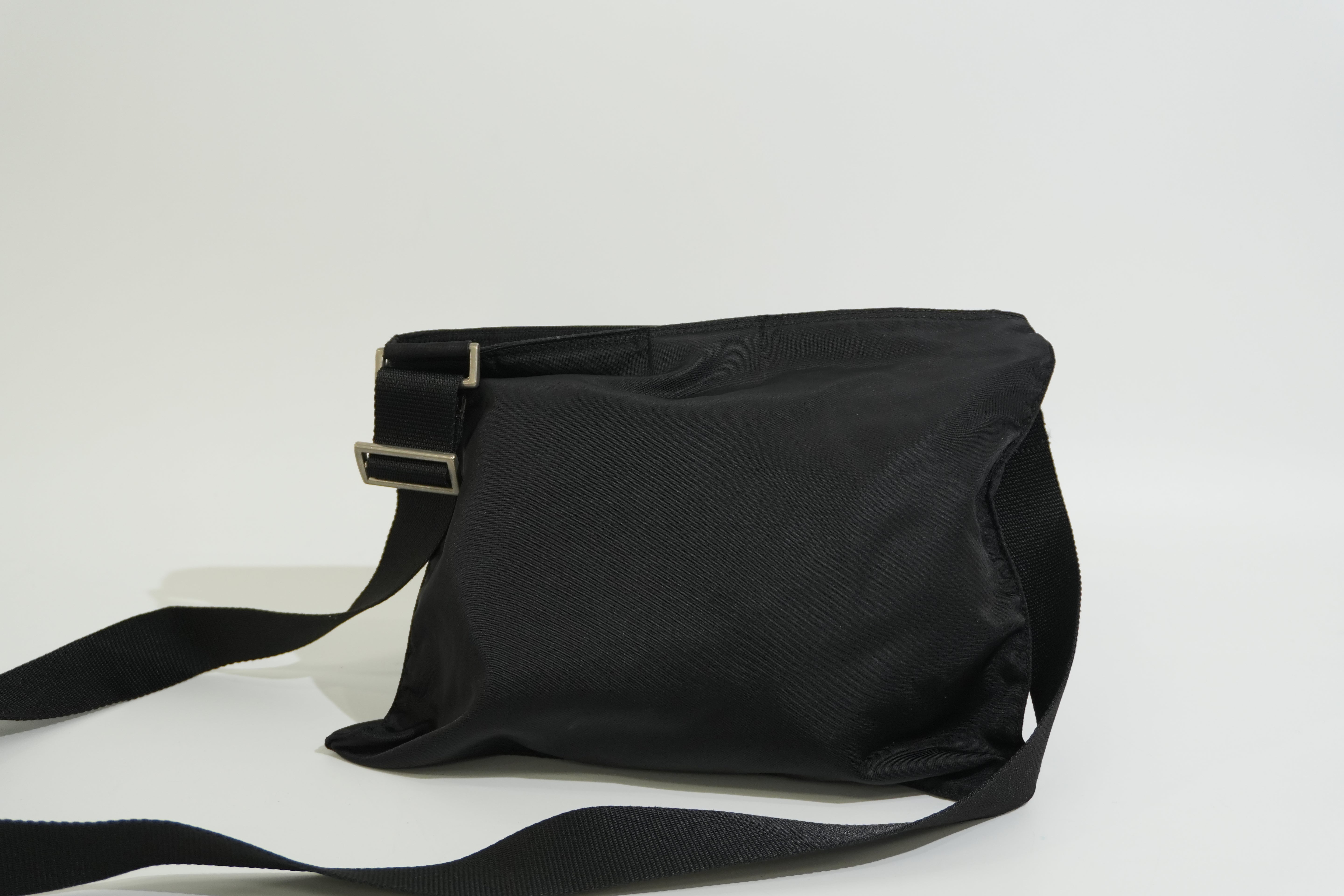 Pre-owned Prada Crossbody Bag Black
