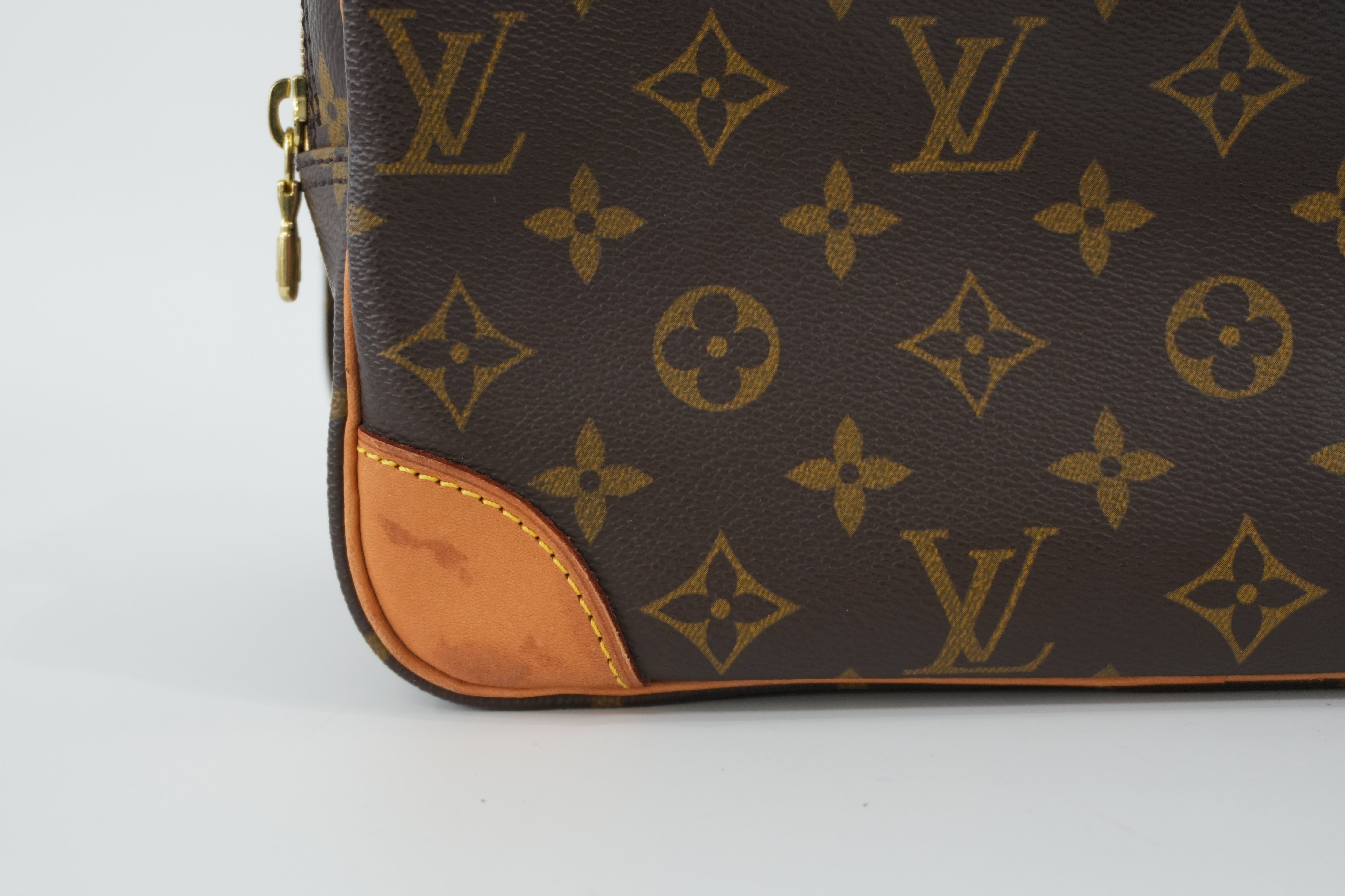 Louis Vuitton Monogram Nile Shoulder Bag Used