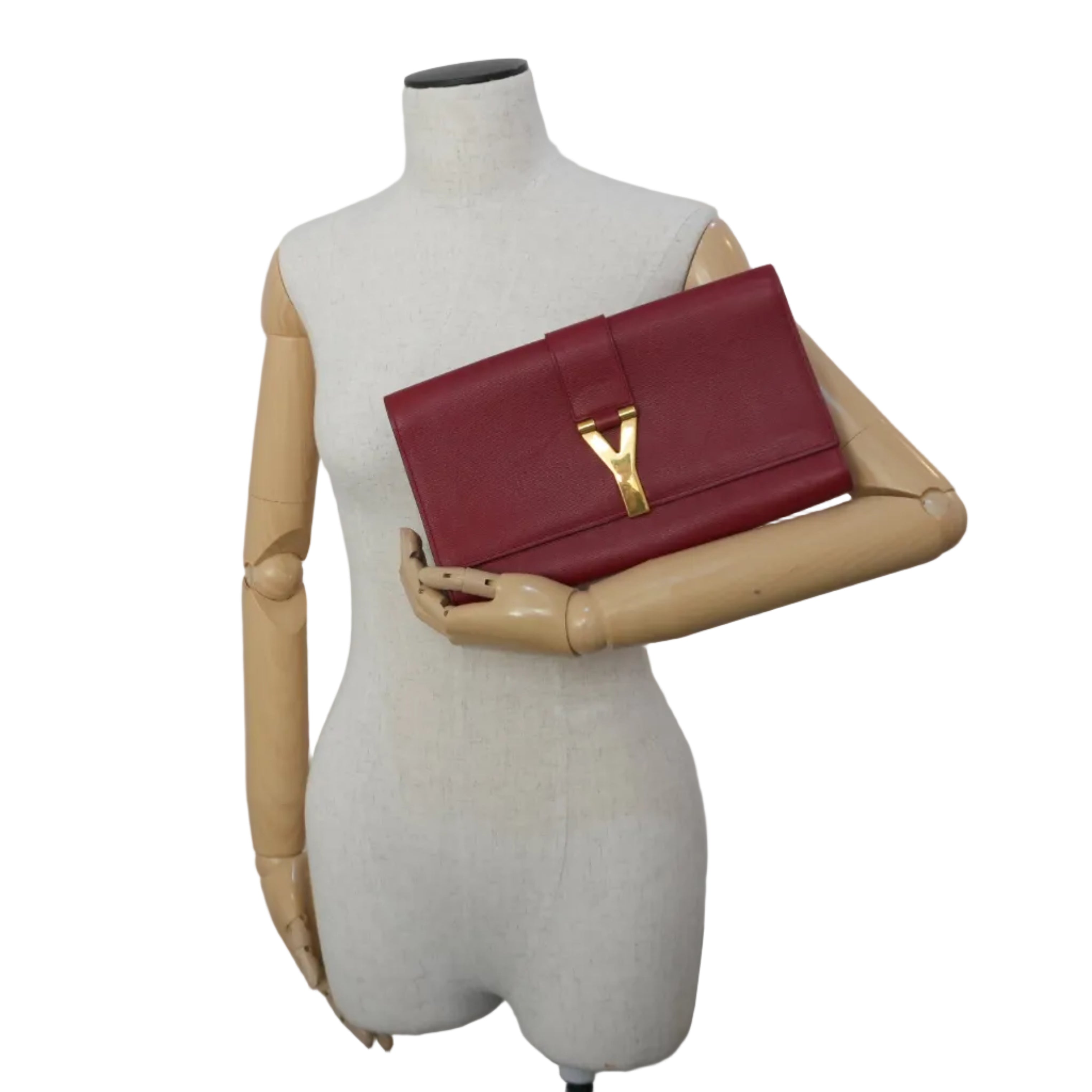 Pre-owned Yves Saint Laurent Calfskin Leather Clutch Bag Red