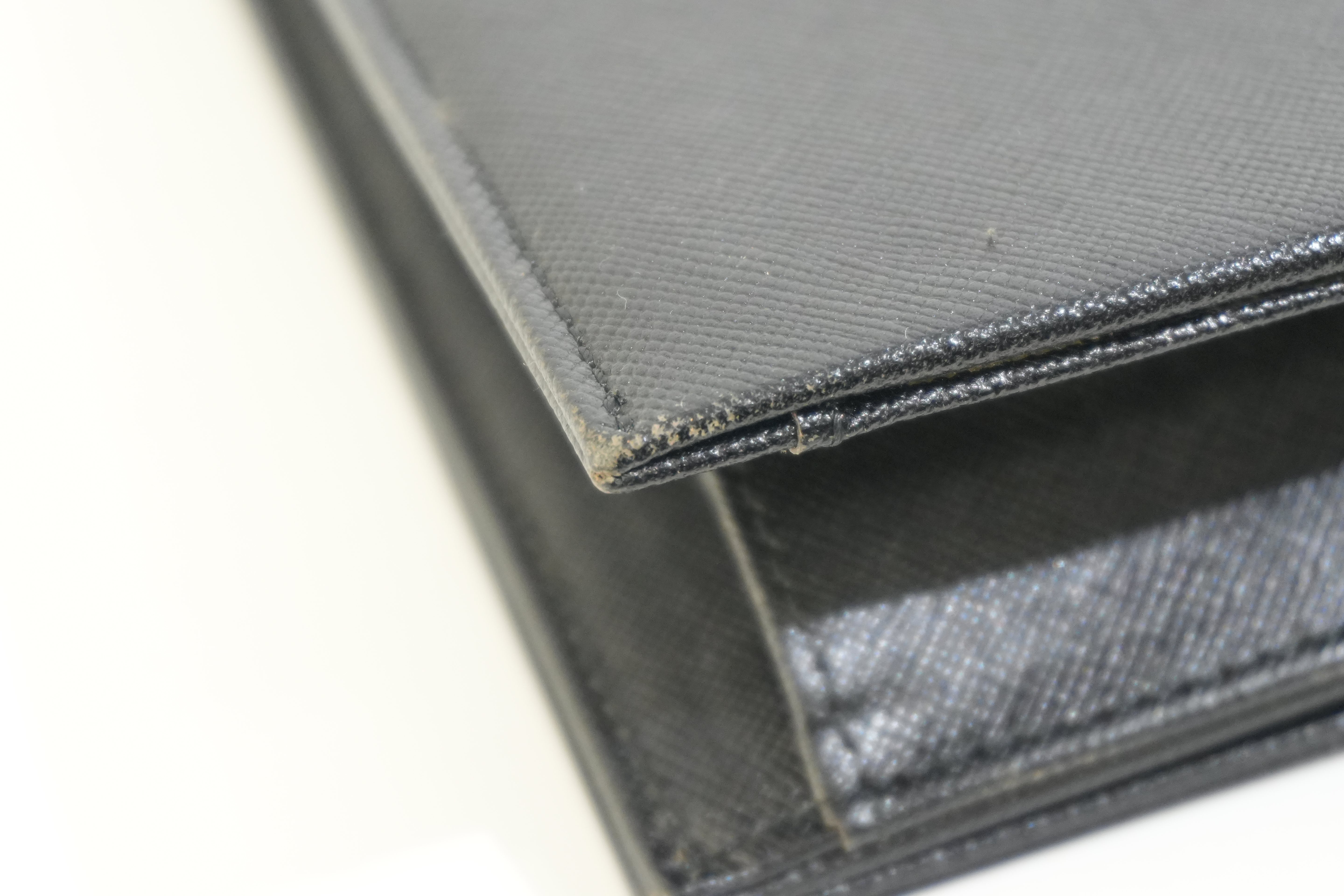 Pre-owned Saint Laurent Leather Clutch Bag Black