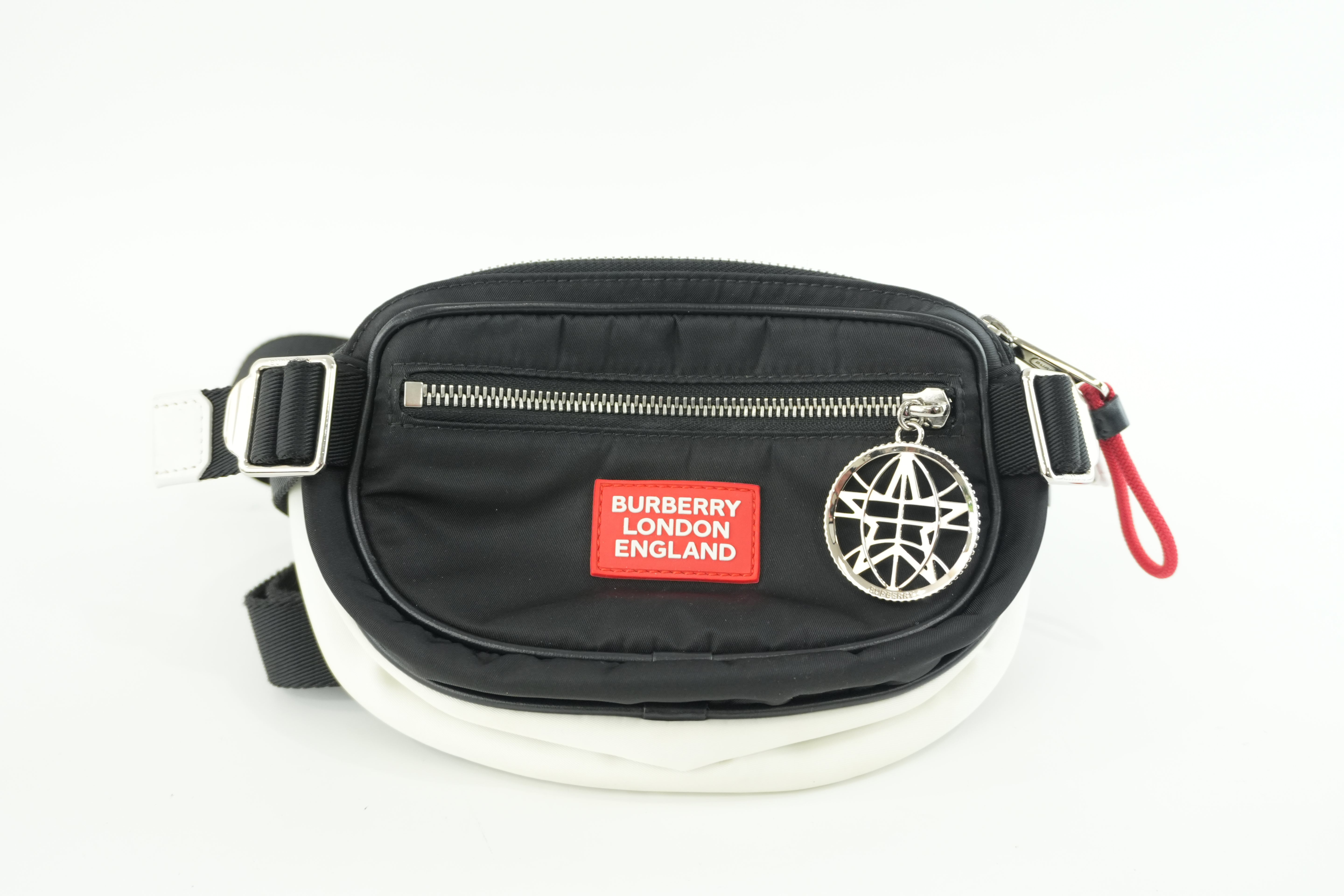 Burberry Bodybag Black Used