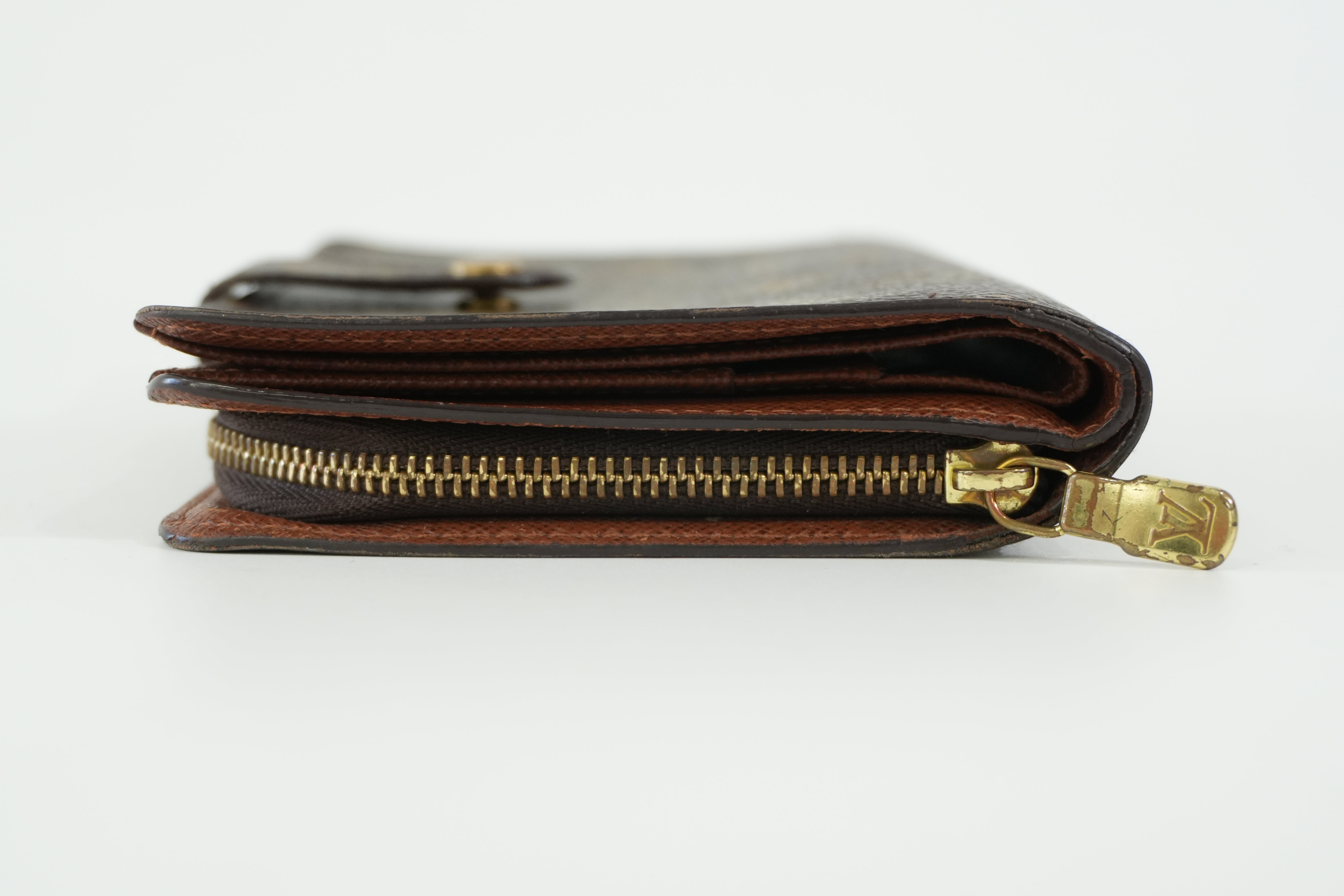 Pre-owned Louis Vuitton Monogram Short Wallet