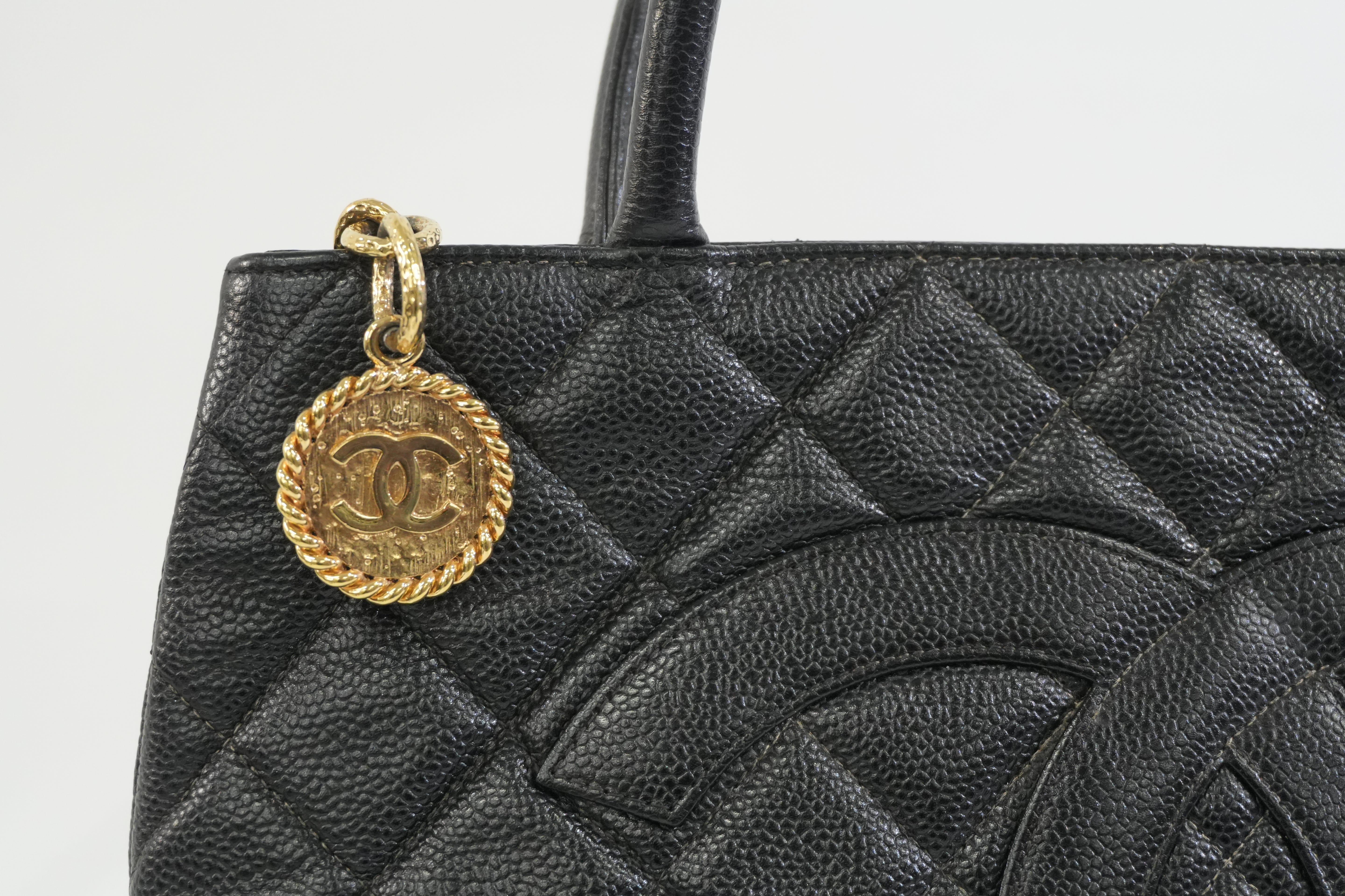 Pre-owned Chanel Medallion Tote Bag Black Gold Hardware