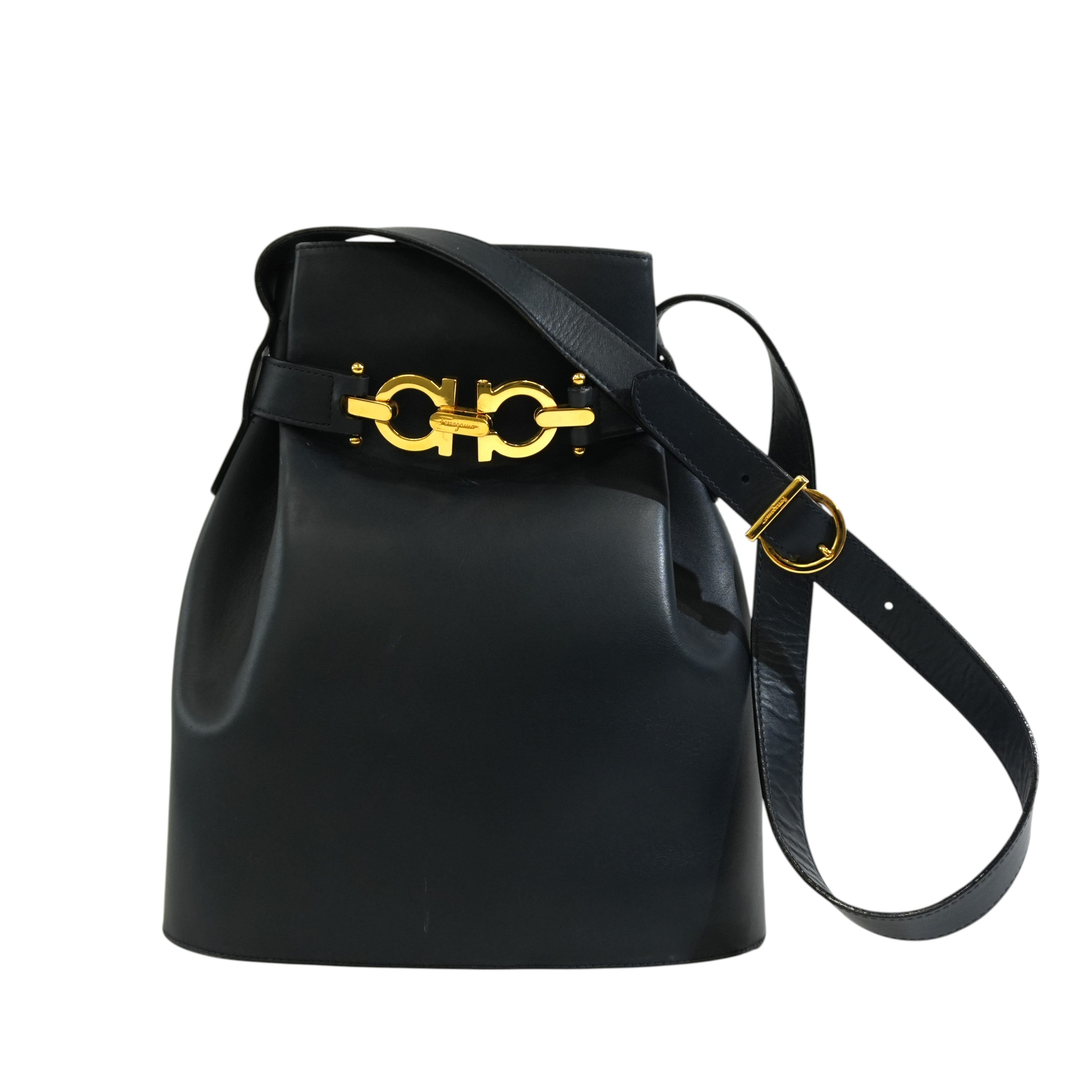 Pre-owned Ferragamo Bucket Shoulder Bag Navy Blue