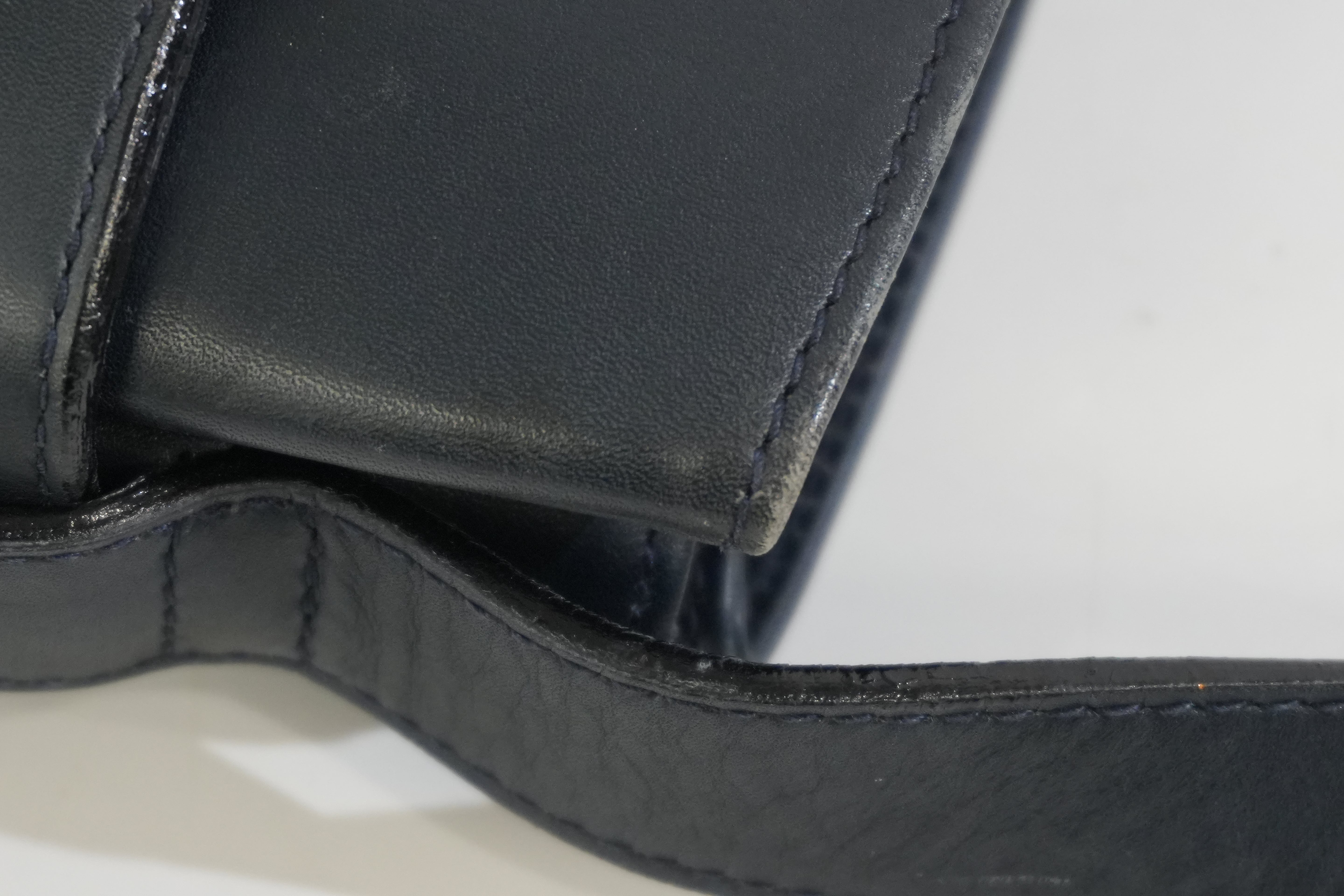 Pre-owned Ferragamo Bucket Shoulder Bag Navy Blue