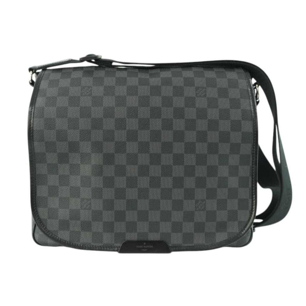 Pre-owned Louis Vuitton Damier Graphite Daniel MM Messenger Bag