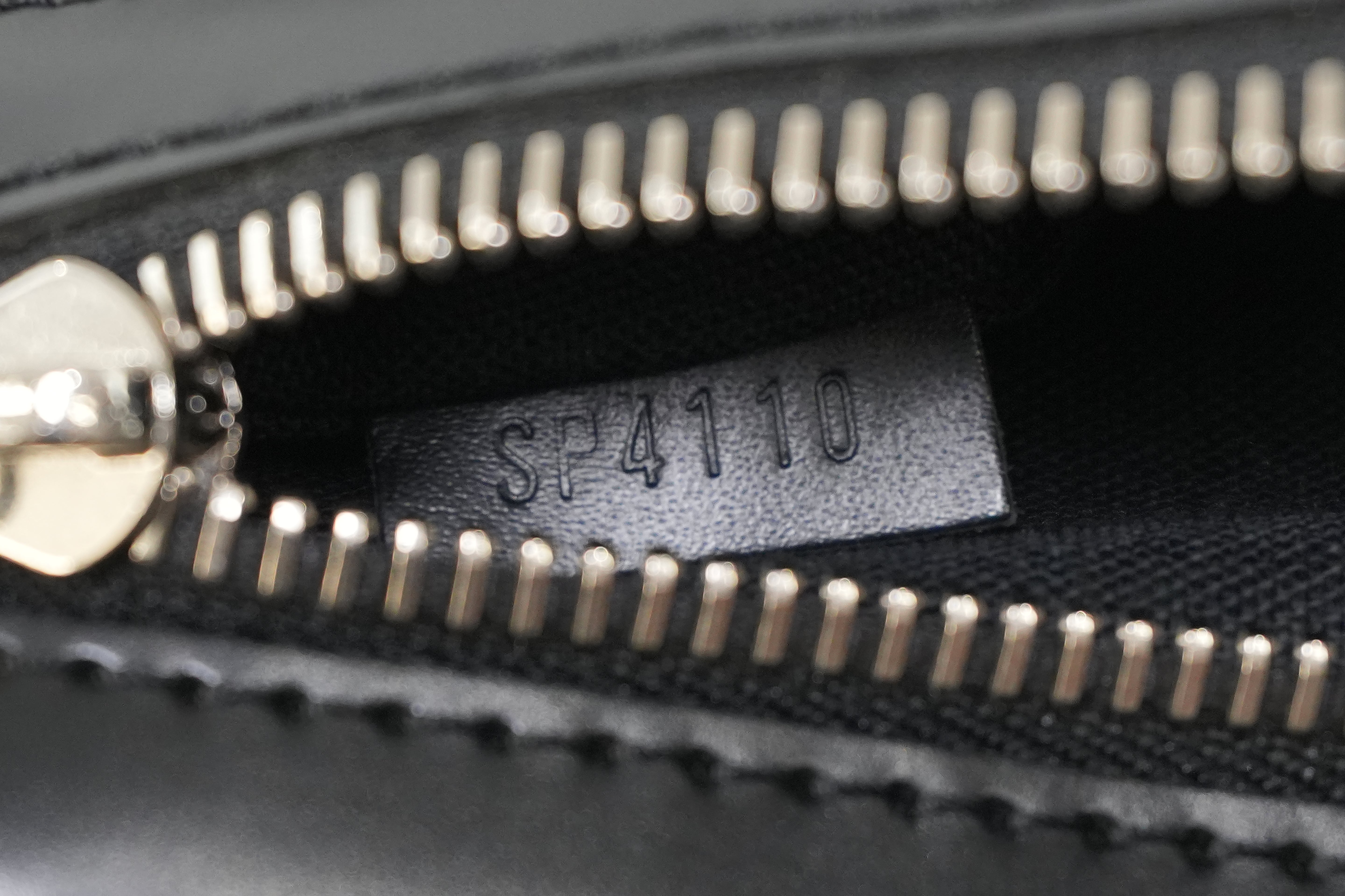 Pre-owned Louis Vuitton Damier Graphite Daniel MM Messenger Bag