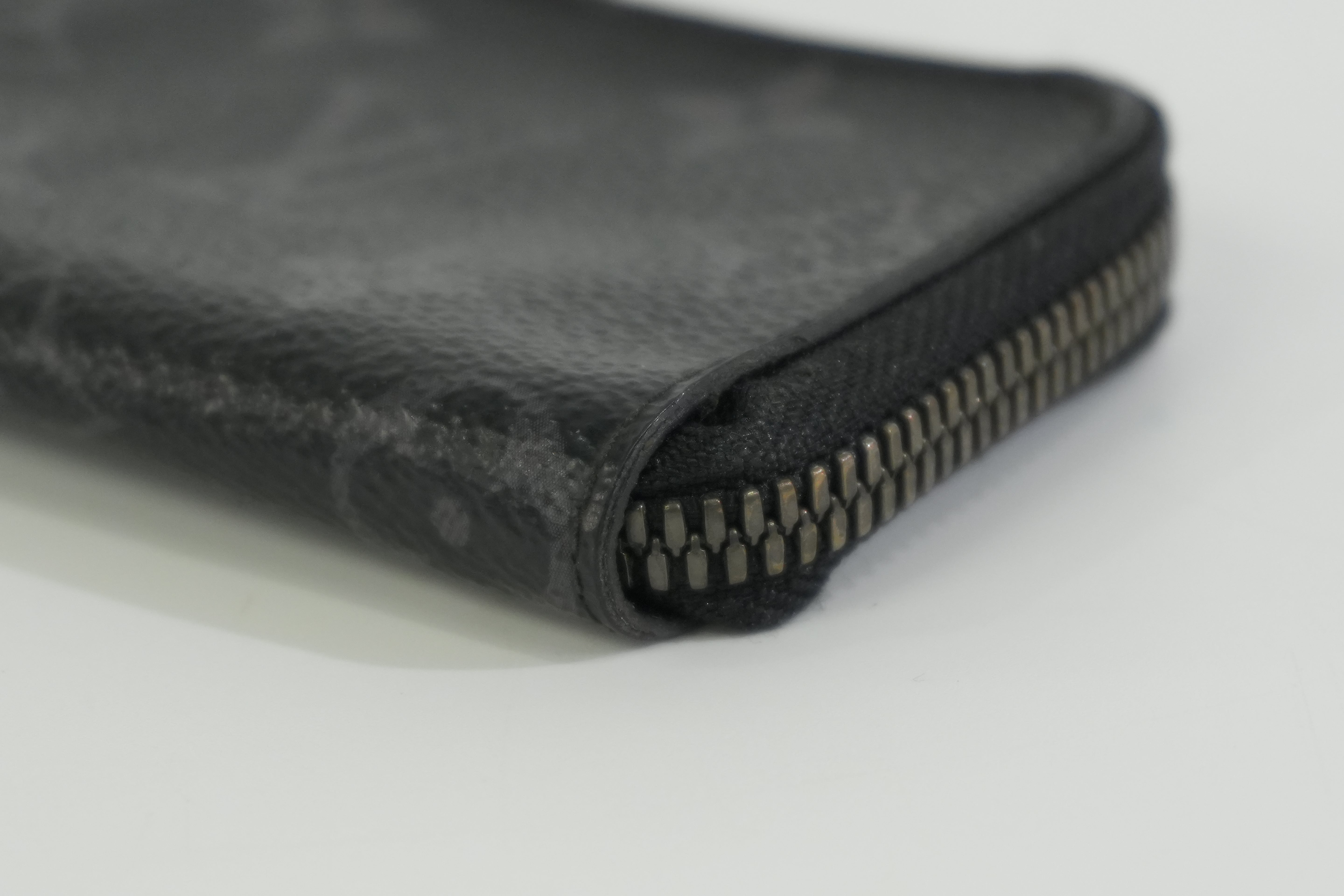 Pre-owned Louis Vuitton Monogram Card Case Black