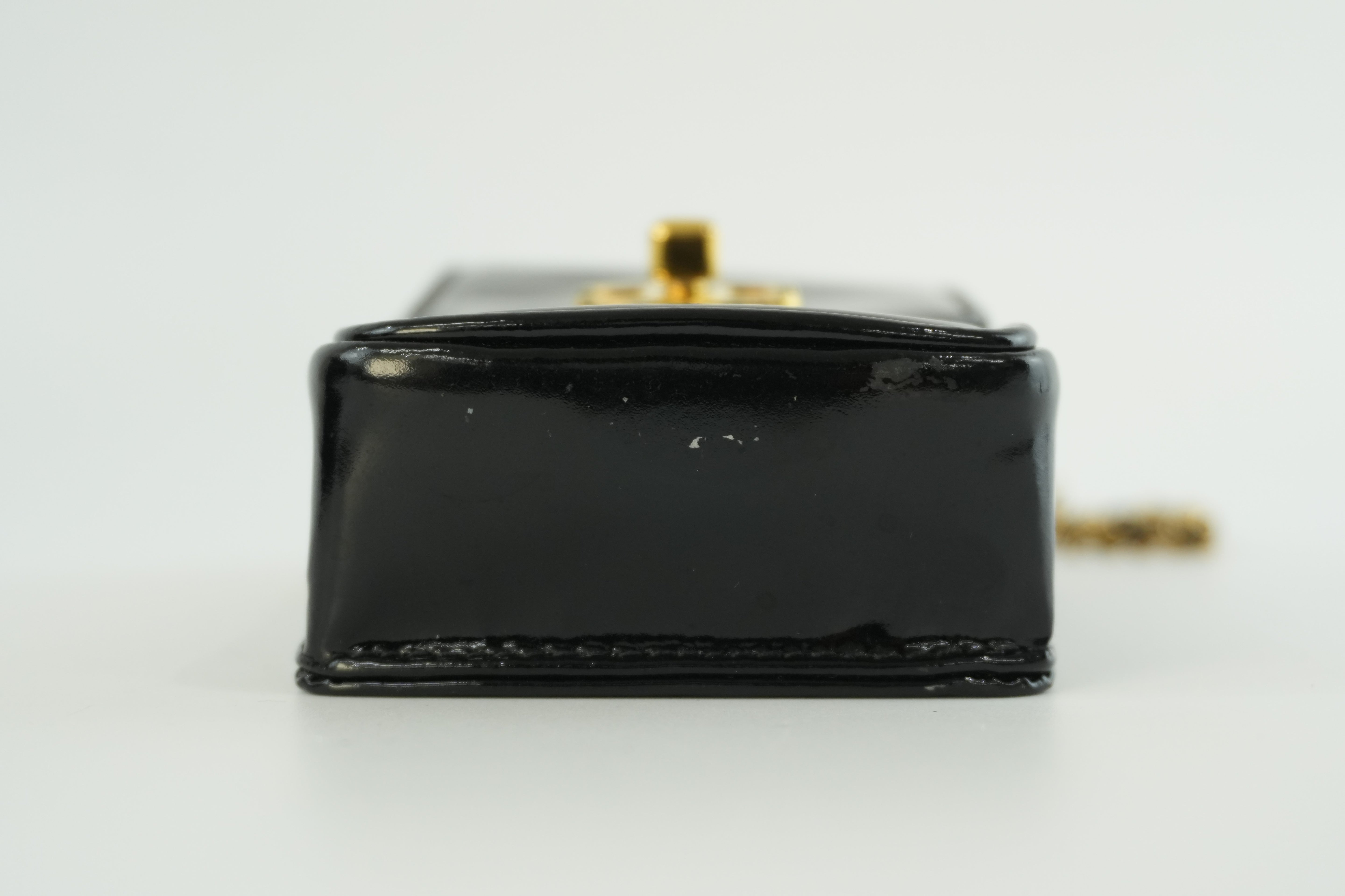 Chanel Coco Mark Chain Shoulder Bag Black Used