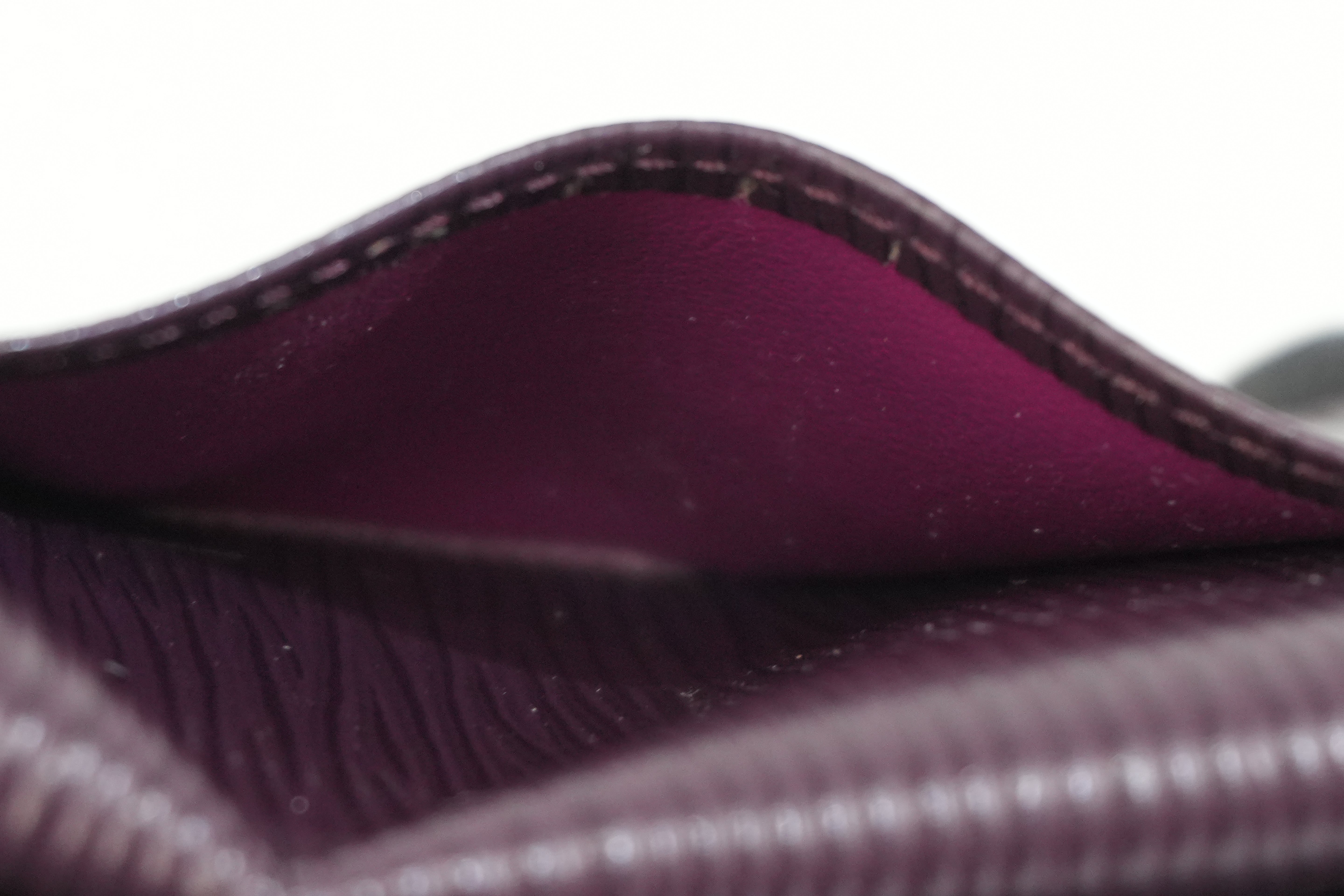 Pre-owned Louis Vuitton Epi Card Holder Purple