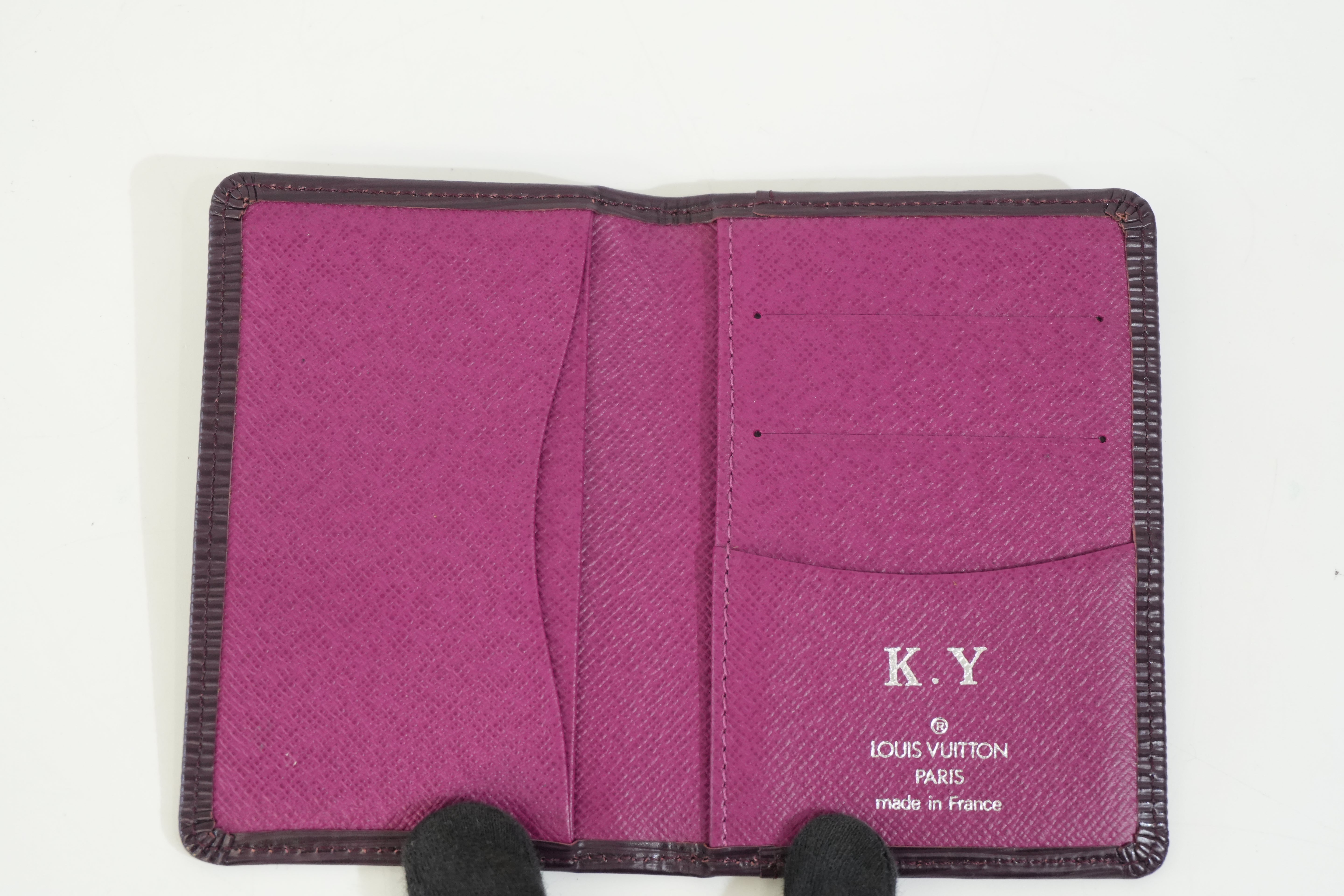 Pre-owned Louis Vuitton Epi Card Holder Purple