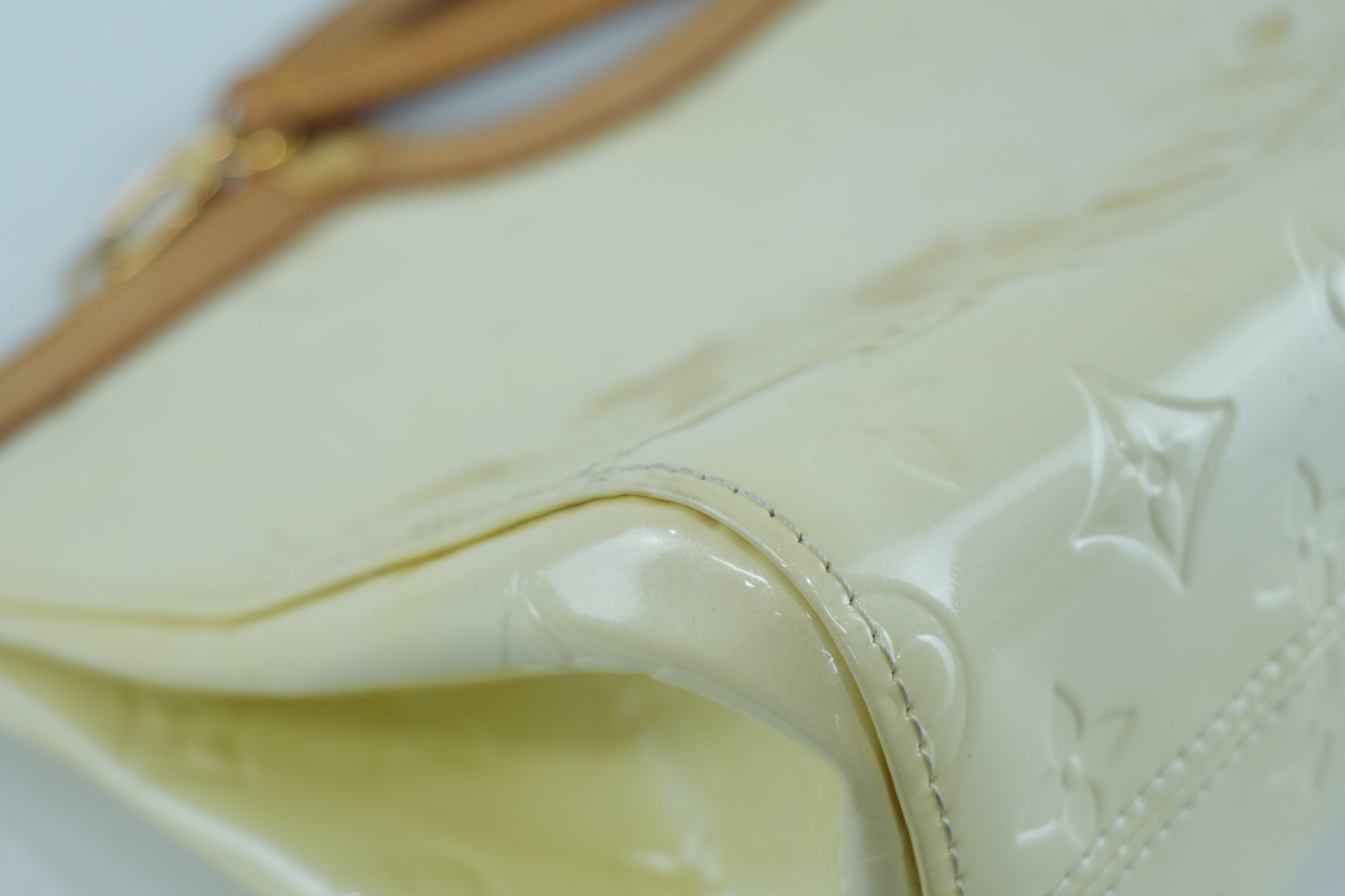 Louis Vuitton Roxbury Vernis Two Way Shoulder Bag Yellow Used