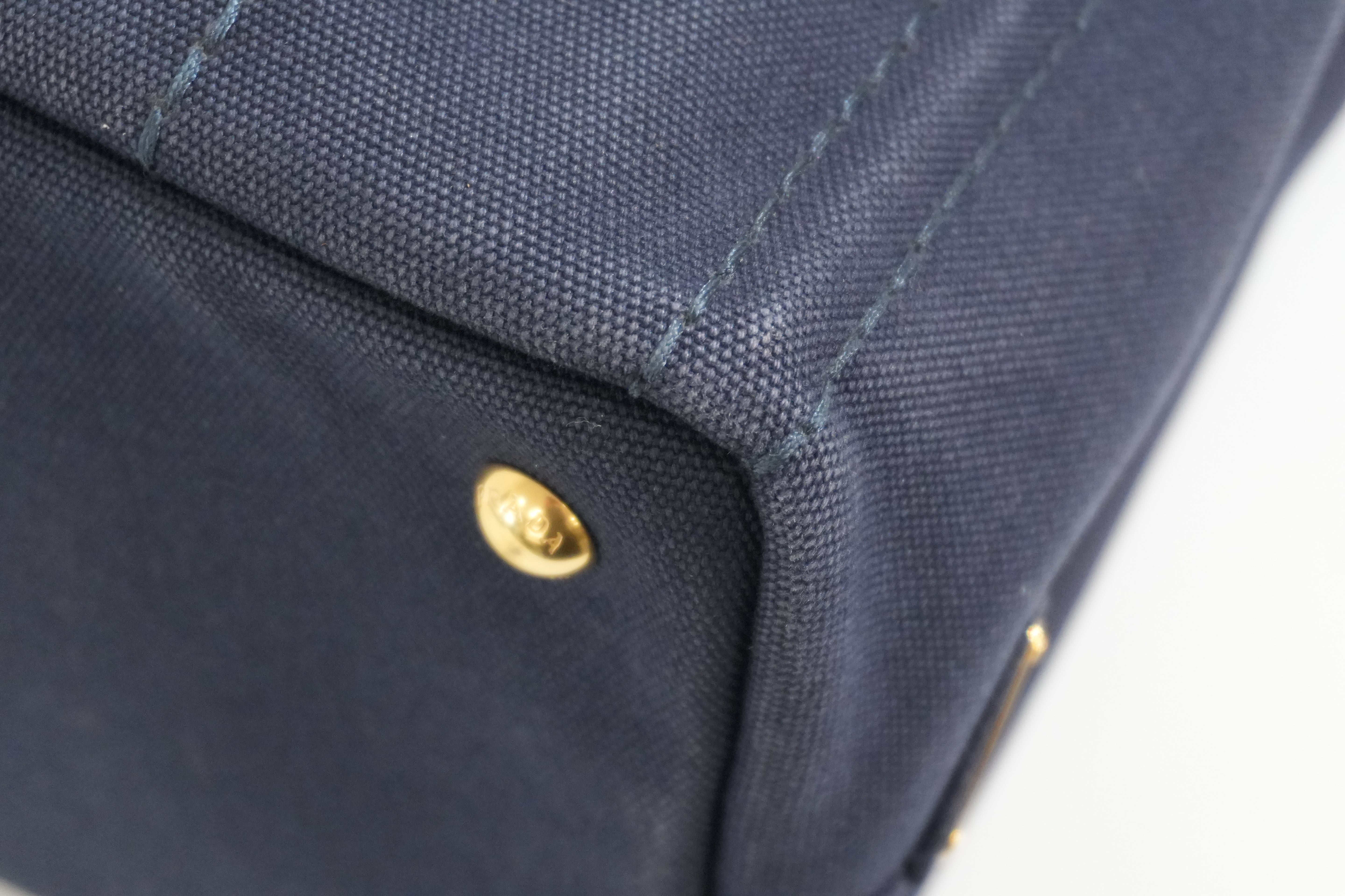 Pre-owned Prada Two Way Canapa Shoulder Navy Blue