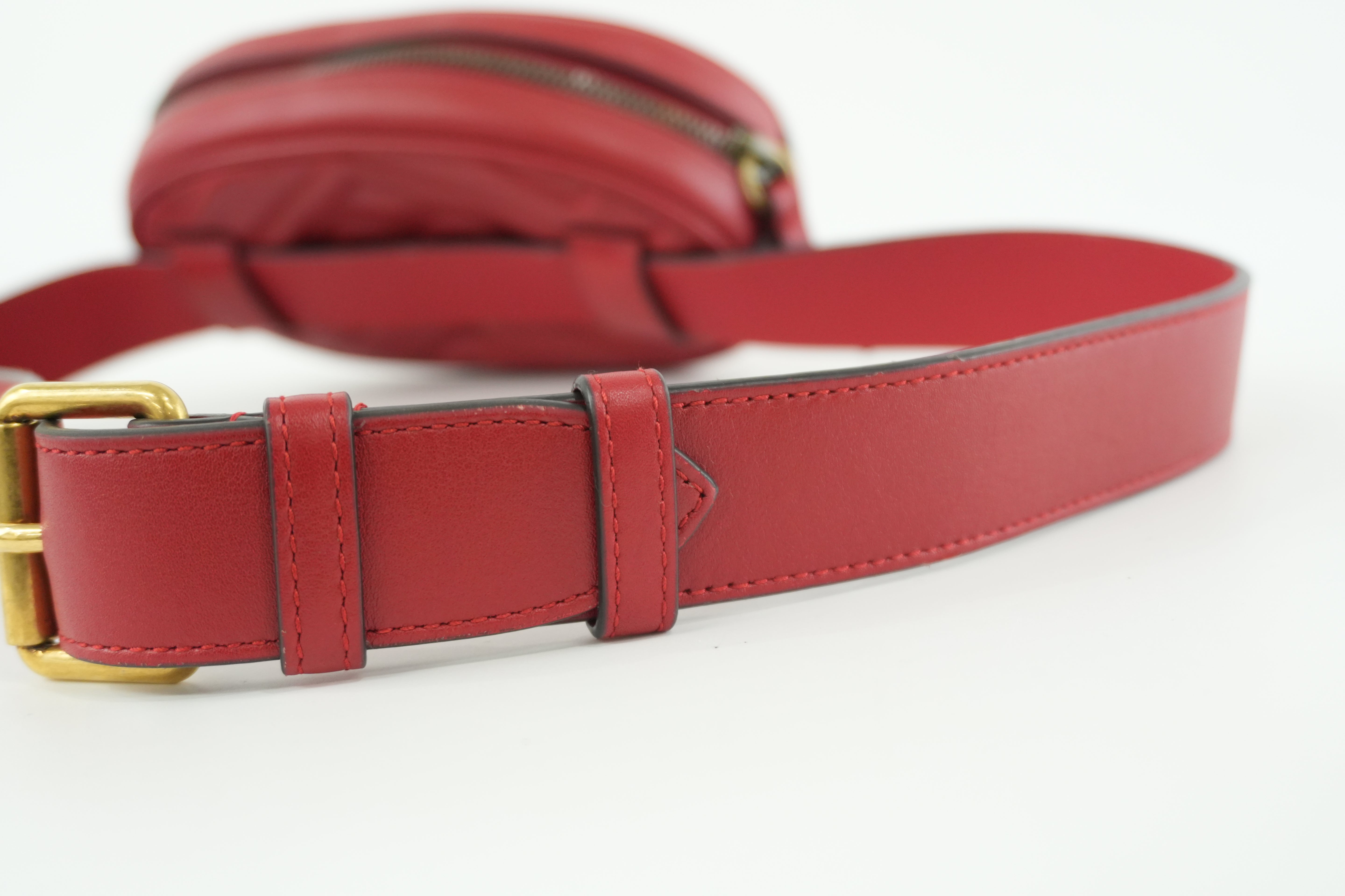 Gucci Marmont Waist Bag Red Size 75