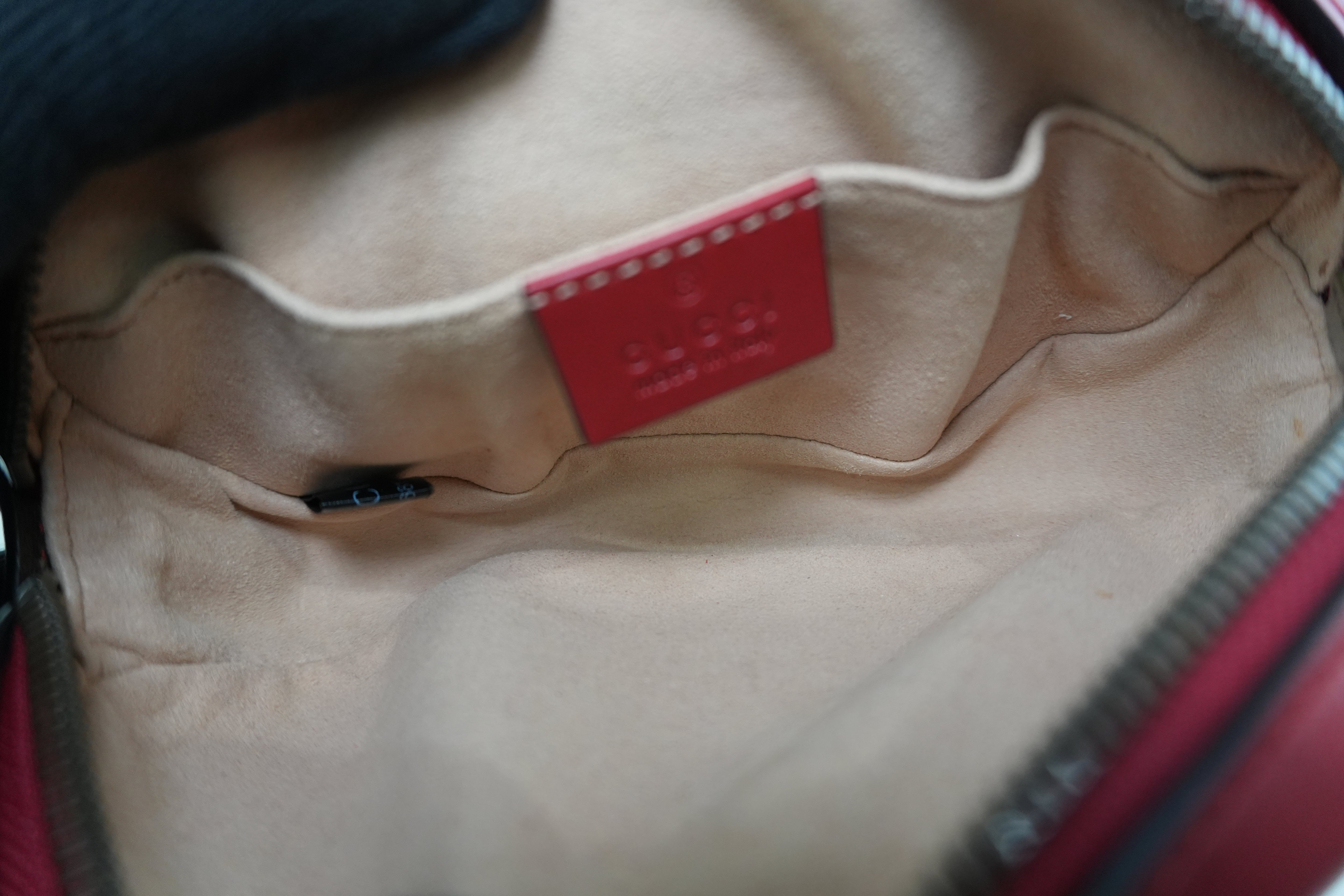 Gucci Marmont Waist Bag Red Size 75