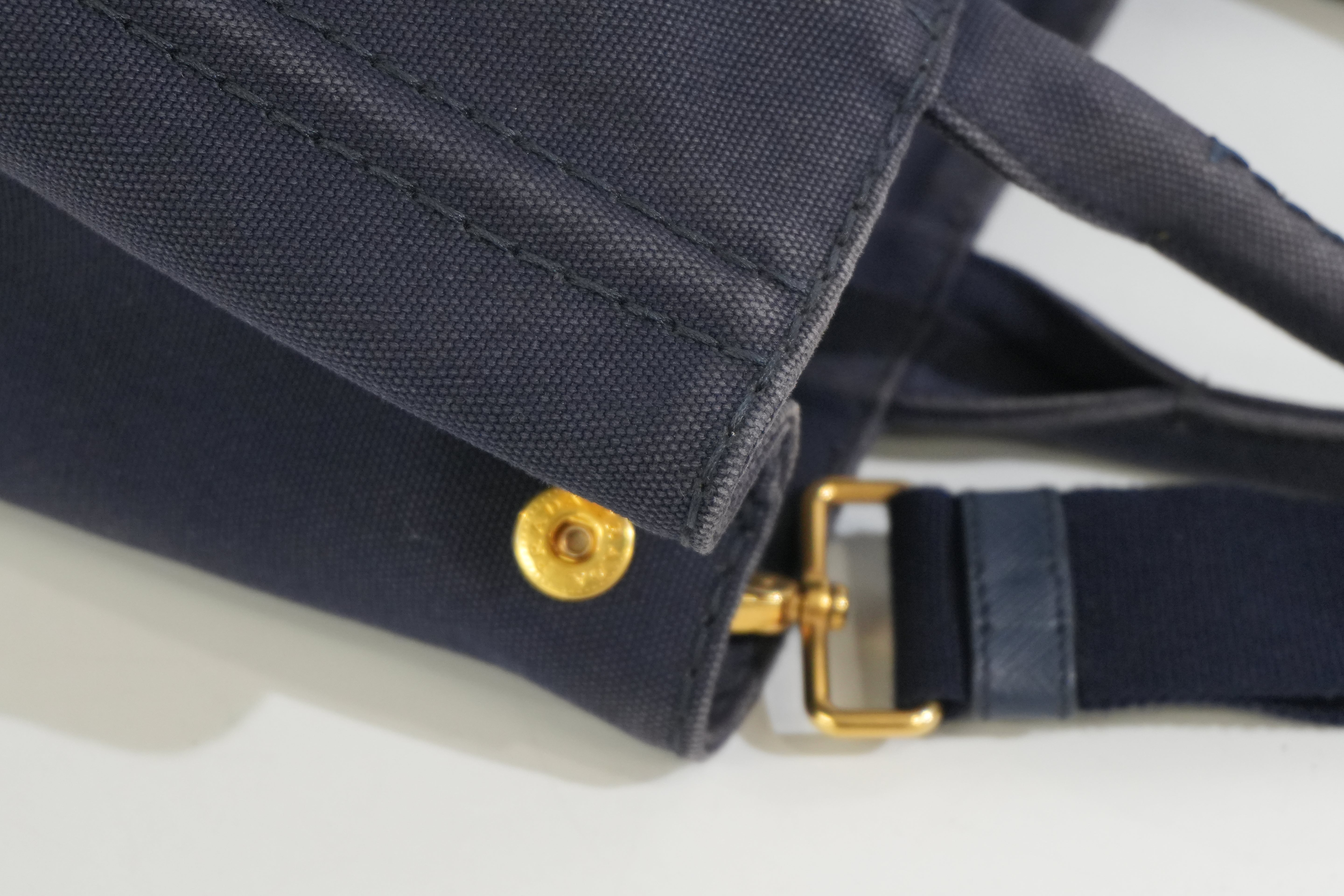 Pre-owned Prada Two Way Canapa Shoulder Navy Blue
