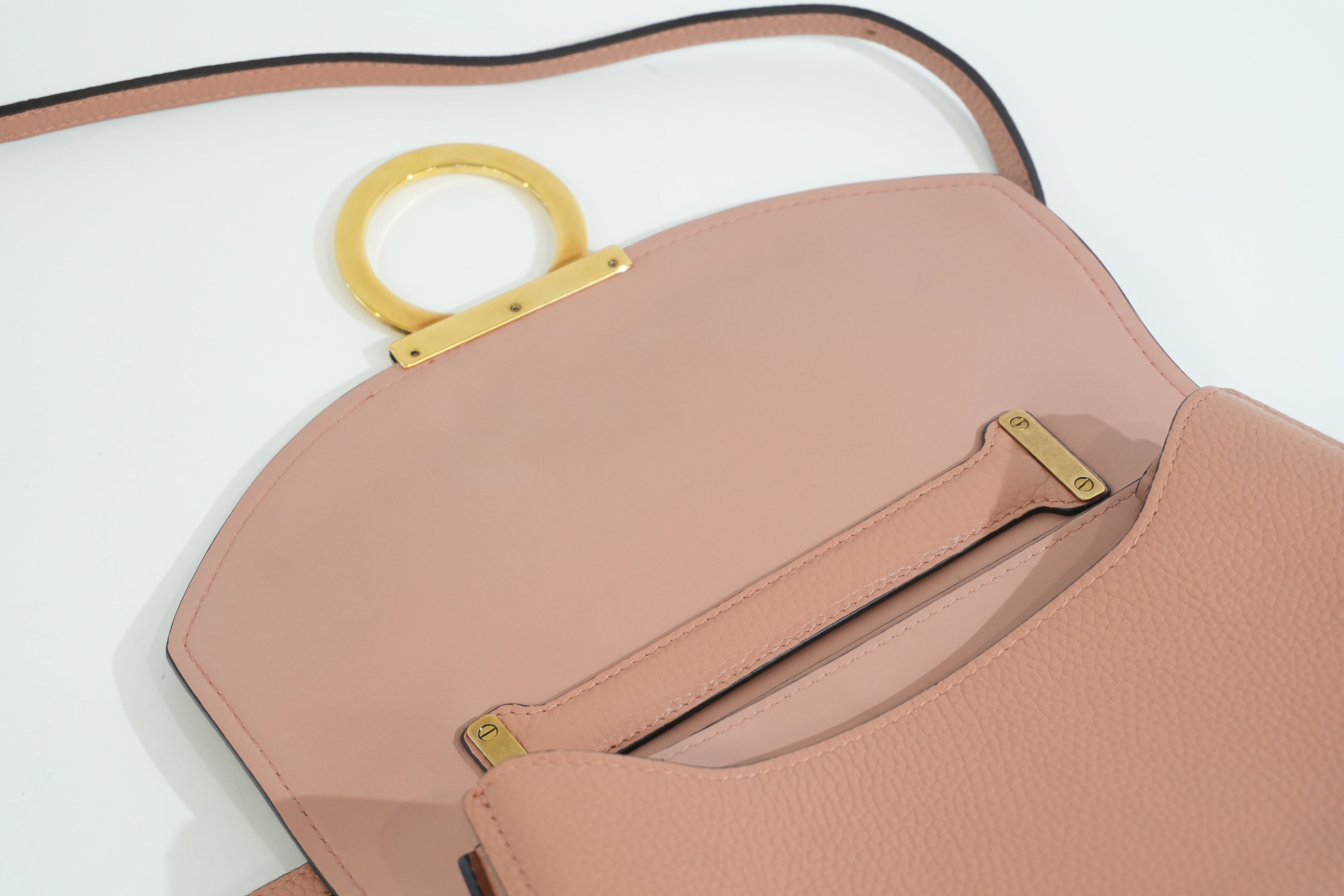 Pre-owned Ferragamo Two Way Shoulder Bag Salmon Pink