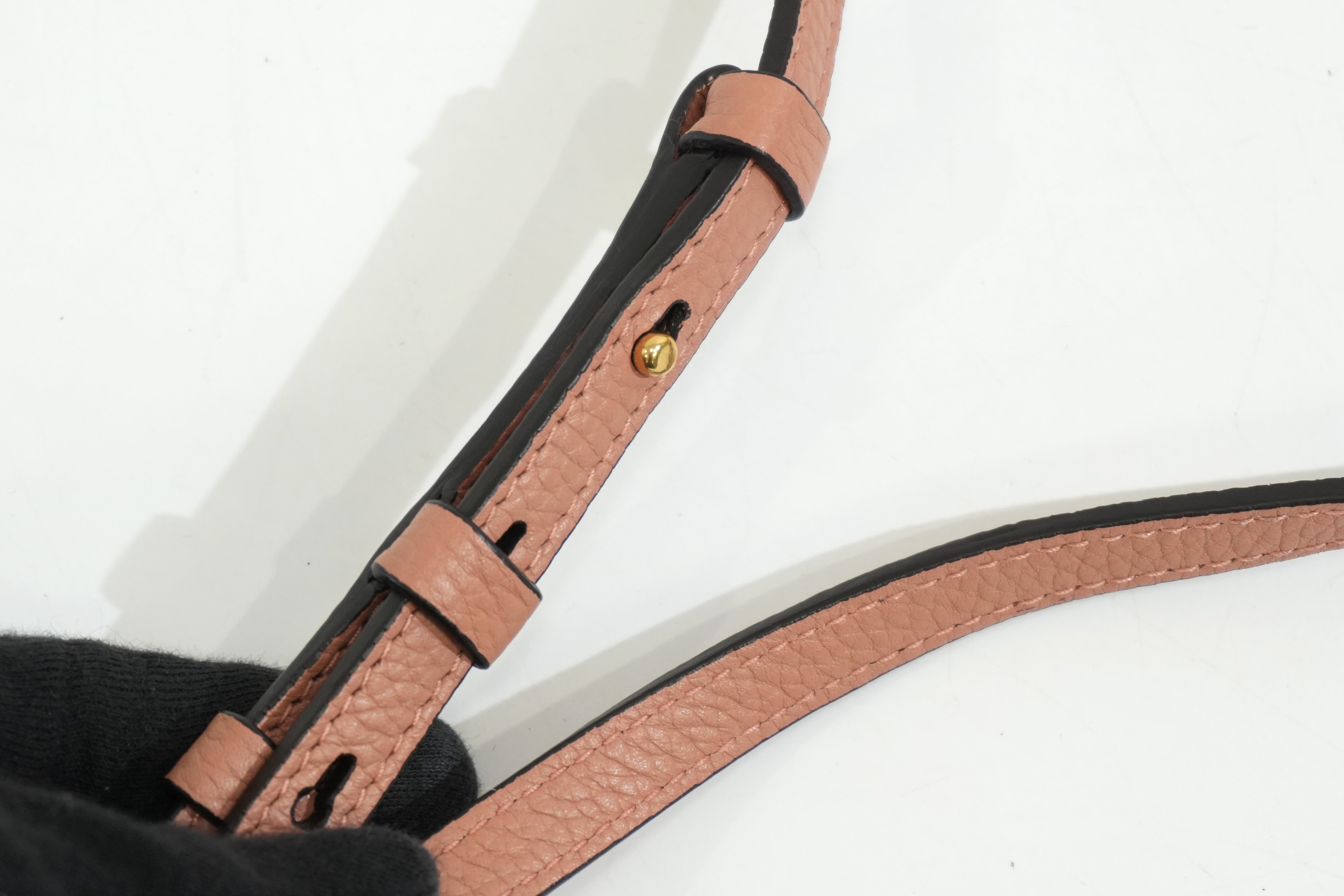 Pre-owned Ferragamo Two Way Shoulder Bag Salmon Pink